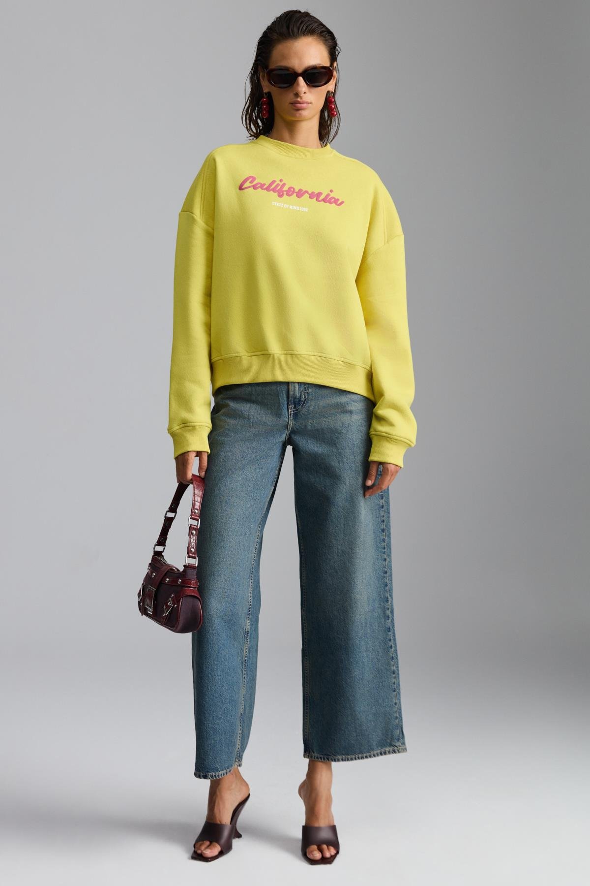 NARDY Kadın Şehir Temalı Baskı Detaylı Şardonlu Organik Pamuk Oversize Yeşil Sweatshirt