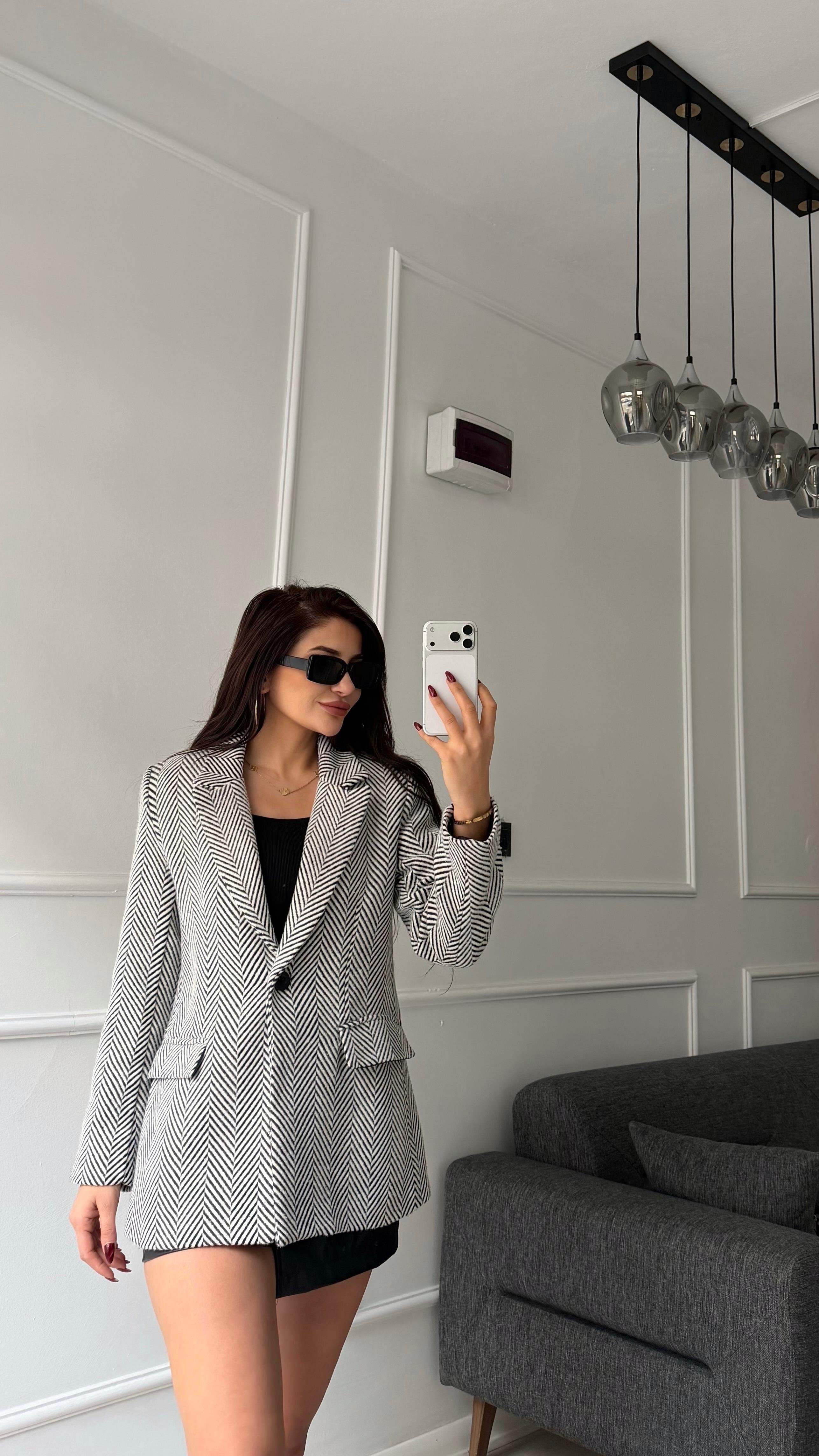 Balık Sırtı Desenli Blazer Kaşe Kumaş  Ceket - Siyah Beyaz