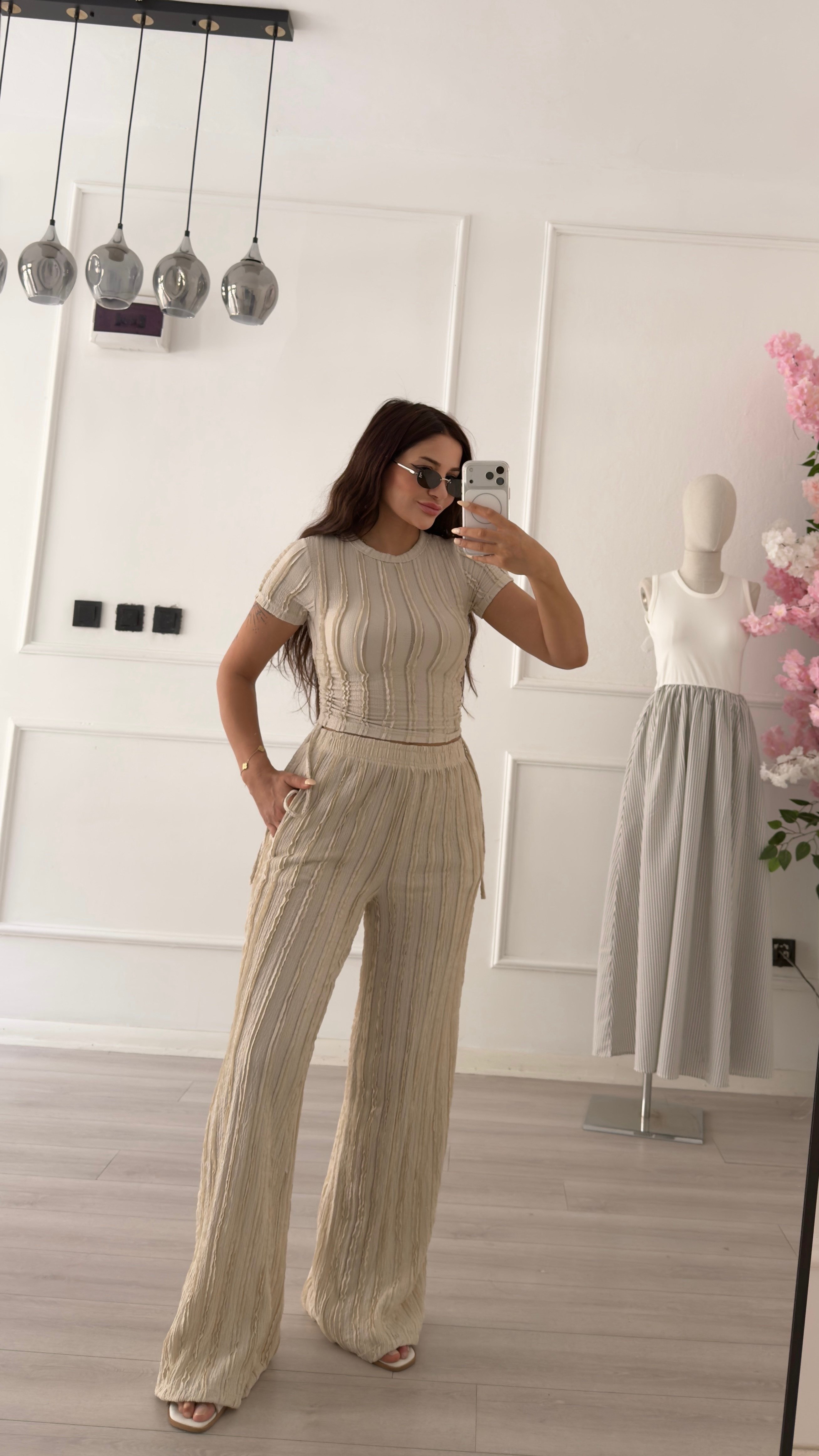 Bej Yanları Büzgülü Pantolon Takım