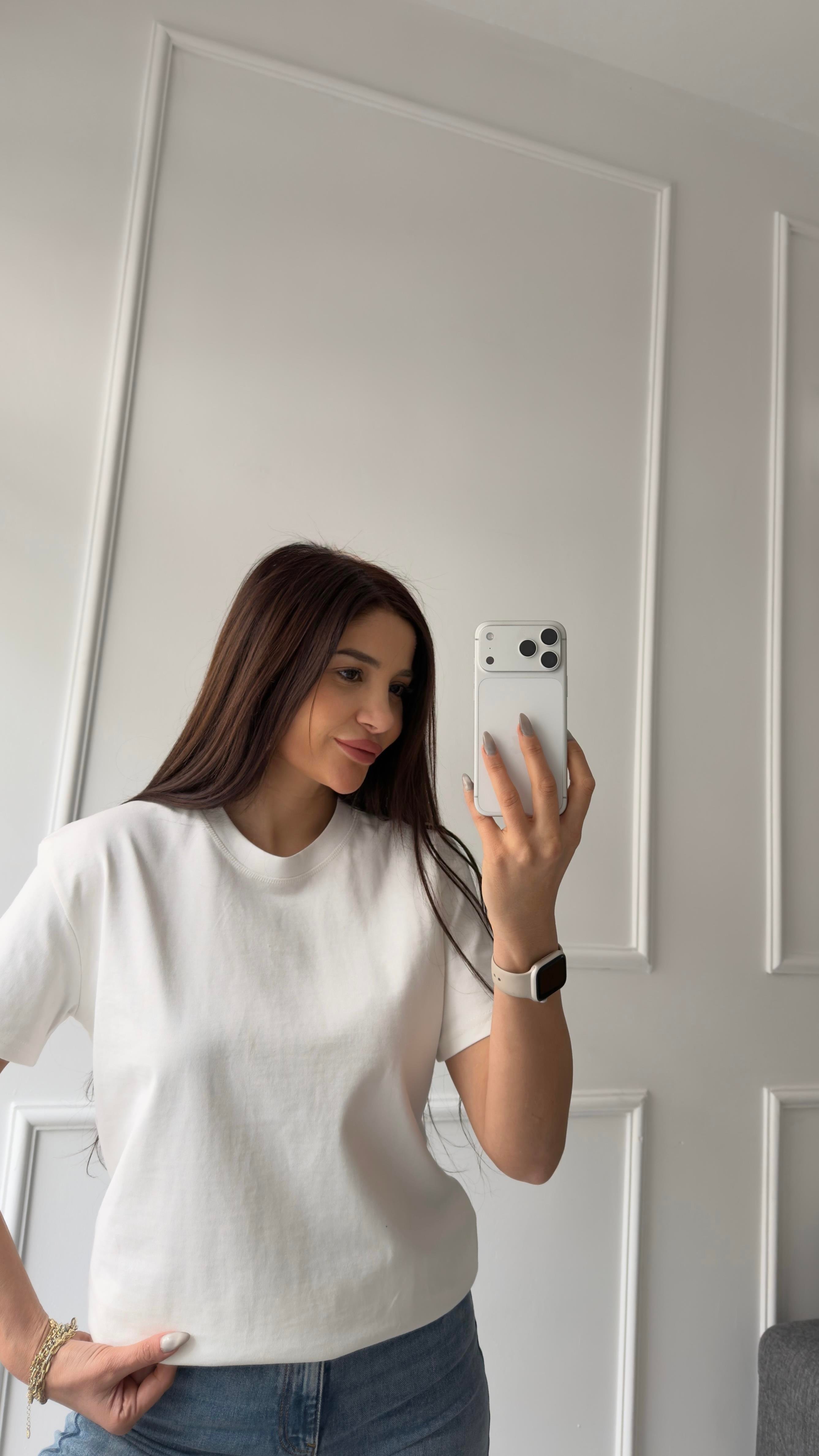 Beyaz %100 Cotton Kısa Kollu Bisiklet Yaka Tshirt