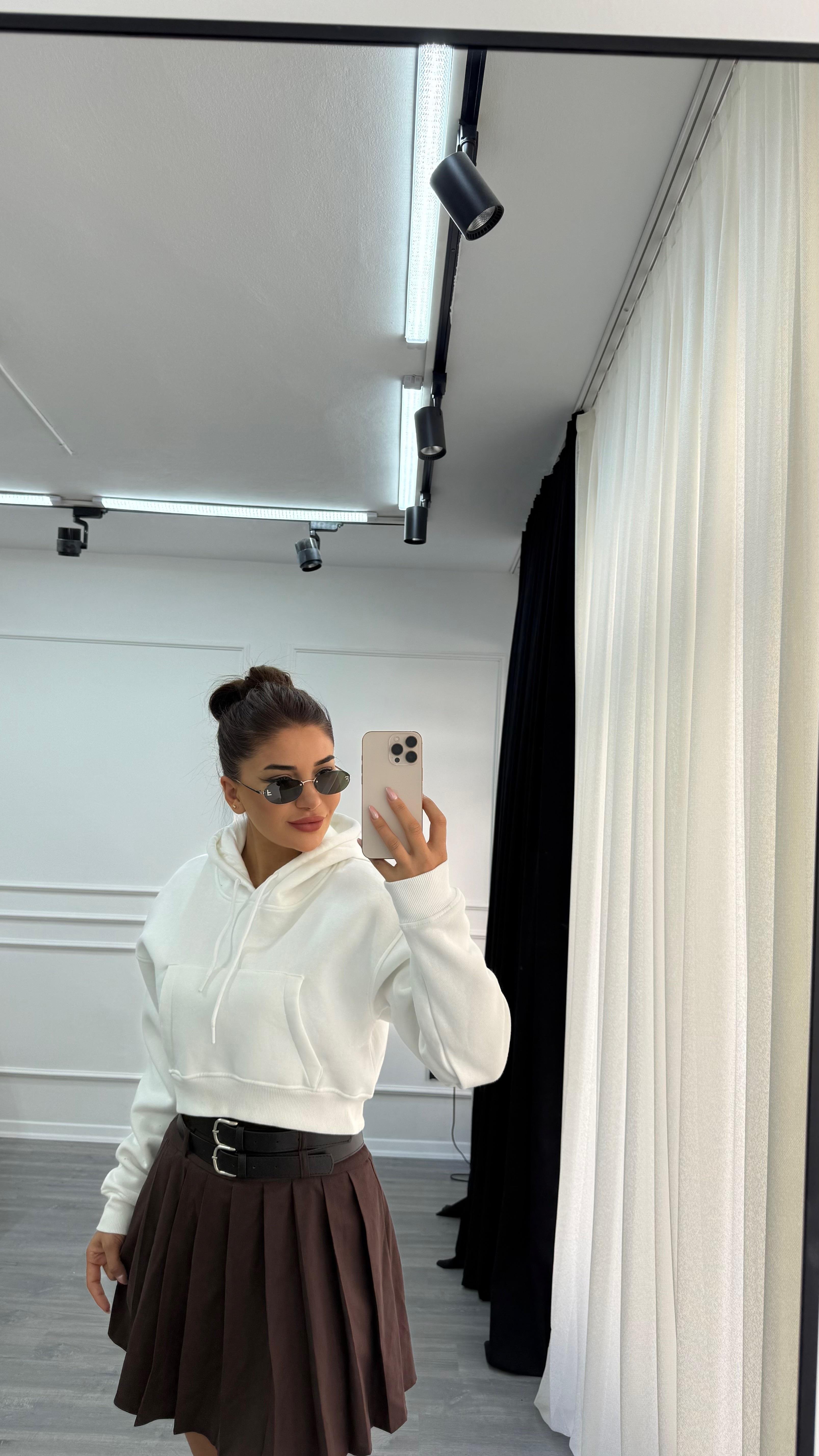 Beyaz Basic Fermuarlı Kapüşonlu Crop Kalın İçi Polarlı Örme Sweatshirt