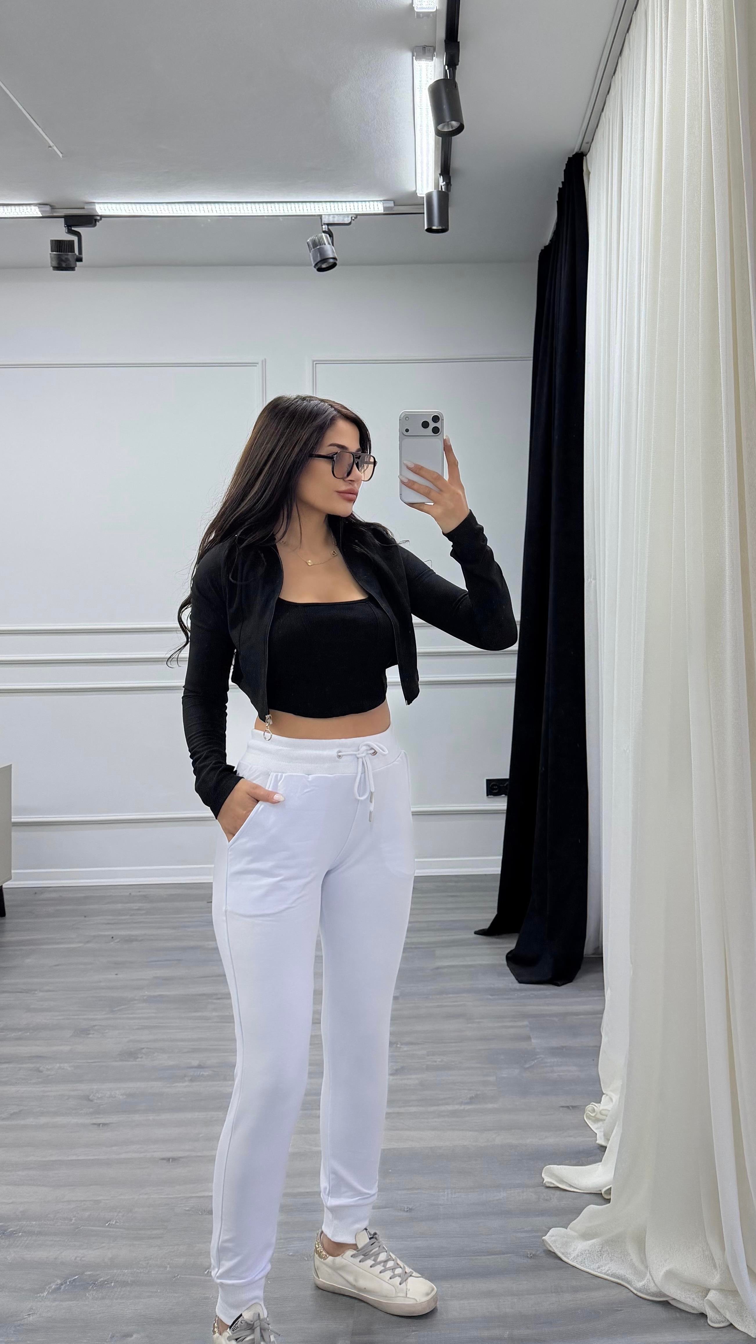 Beyaz Bel Bağlamalı Paçaları Lastikli Eşofman