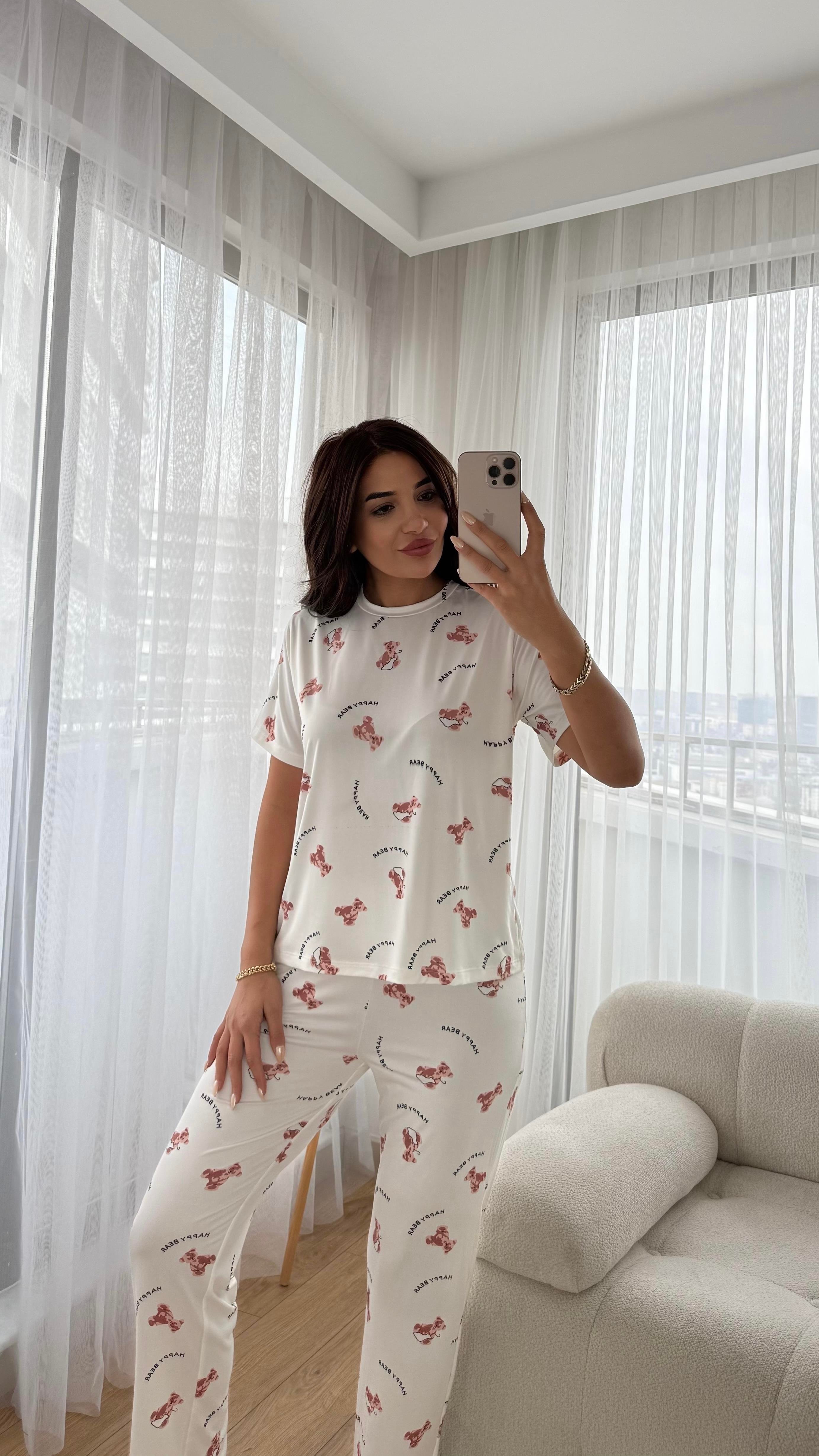 Beyaz Premium Kalite Kısa Kollu Ayıcık Desenli Pijama Takımı