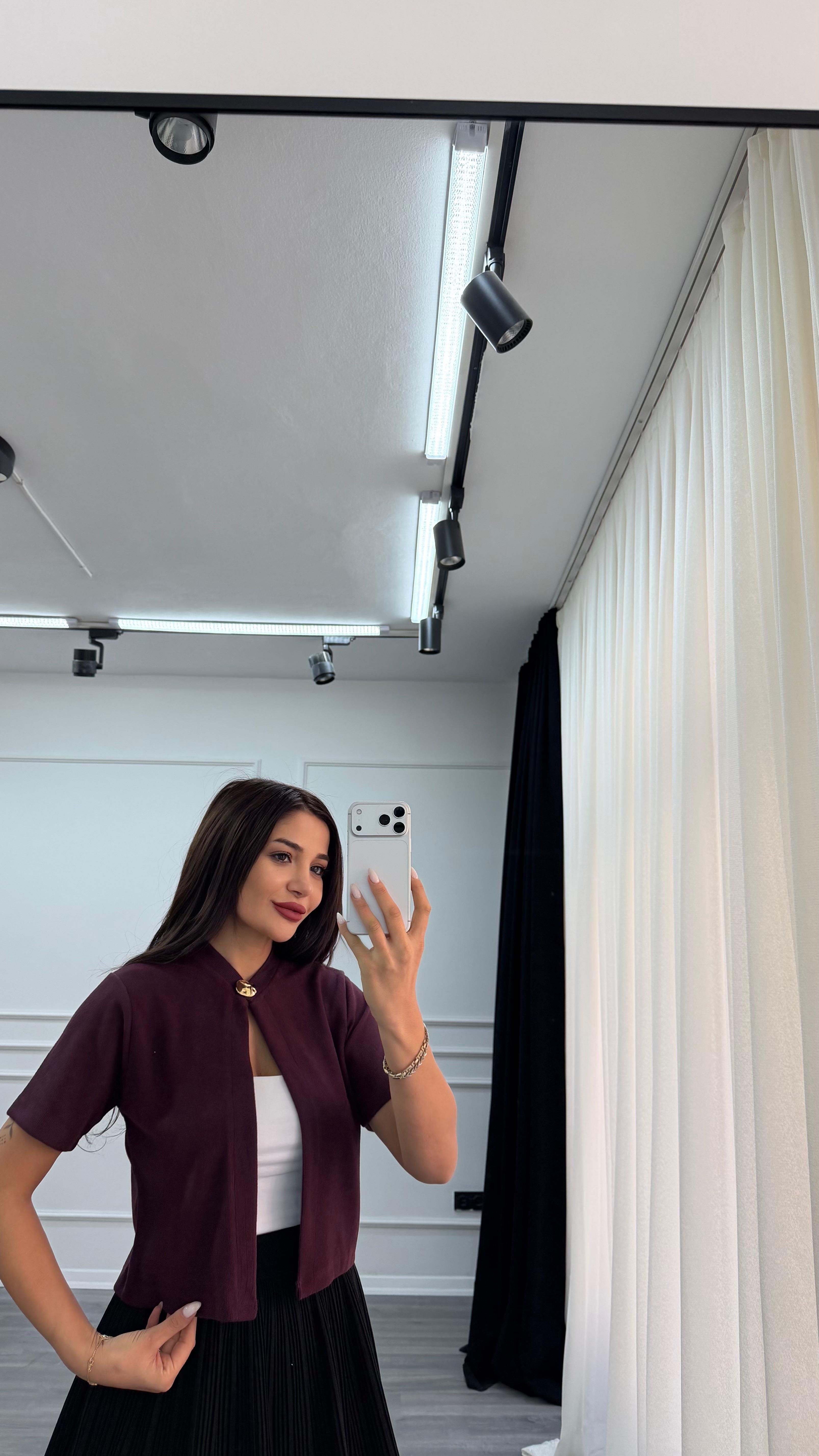 Bordo Önden Düğme Detaylı Örme Bluz