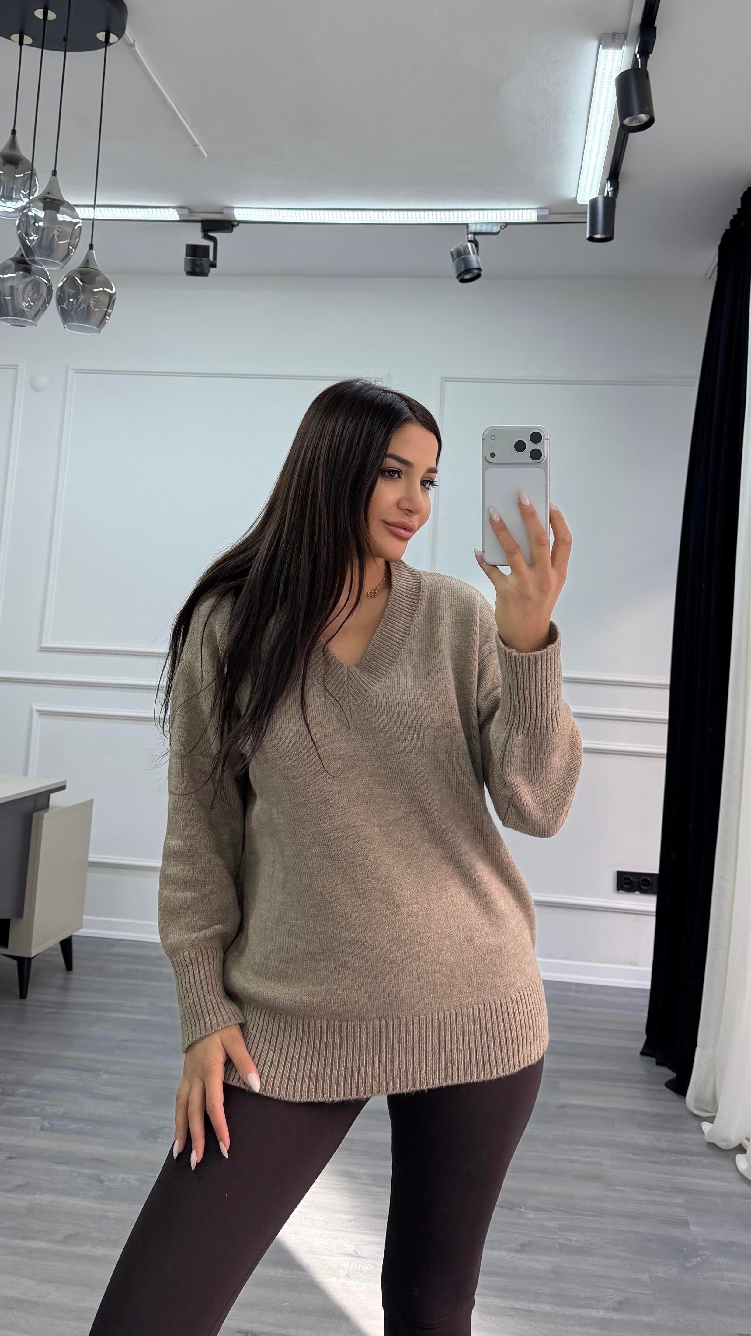 Camel V Yaka Standart Beden Oversize Basic Triko Kazak