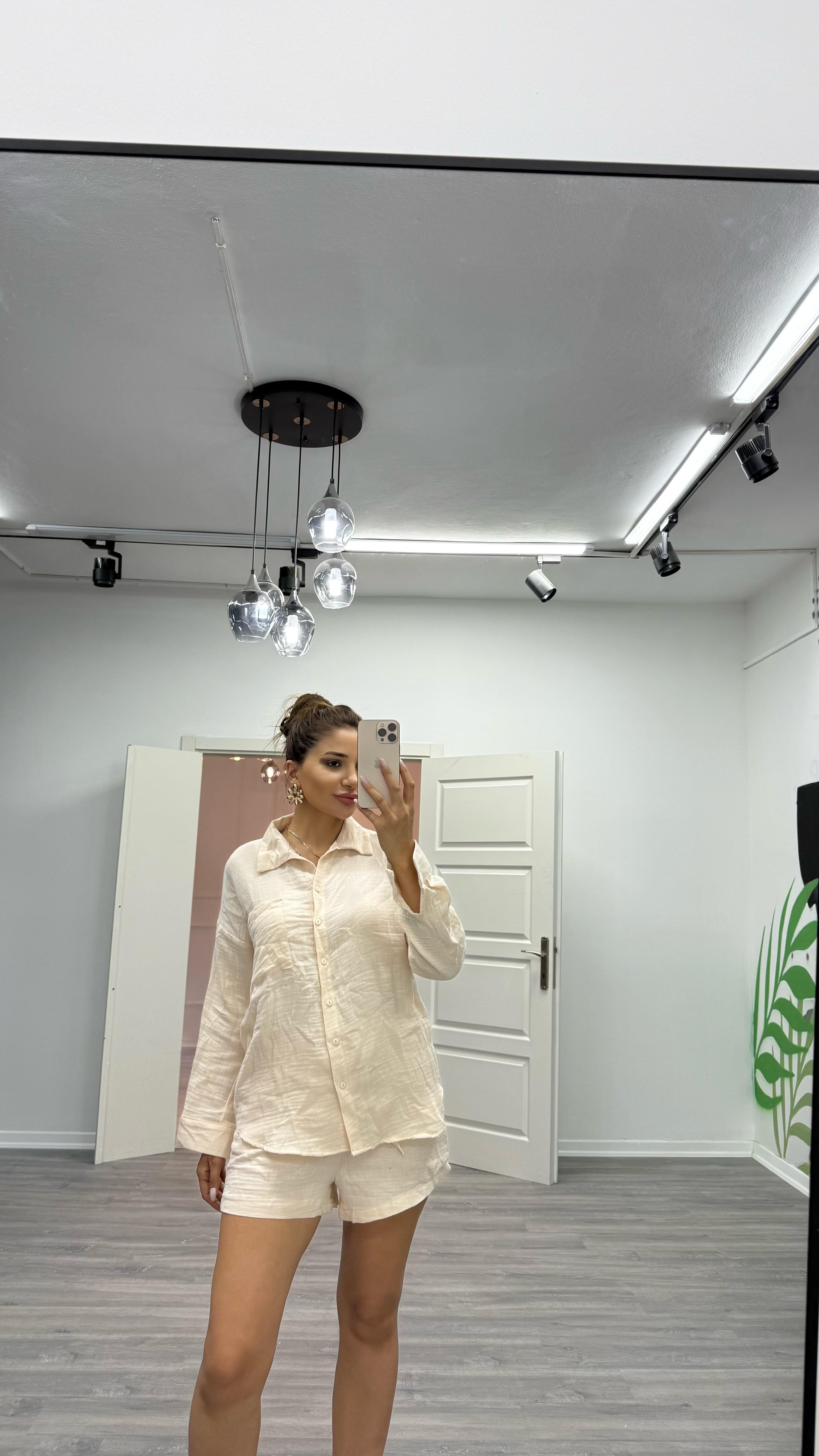Ebru Müslin Kumaş Rahat Kesim Gömlek Şort İkili Takım