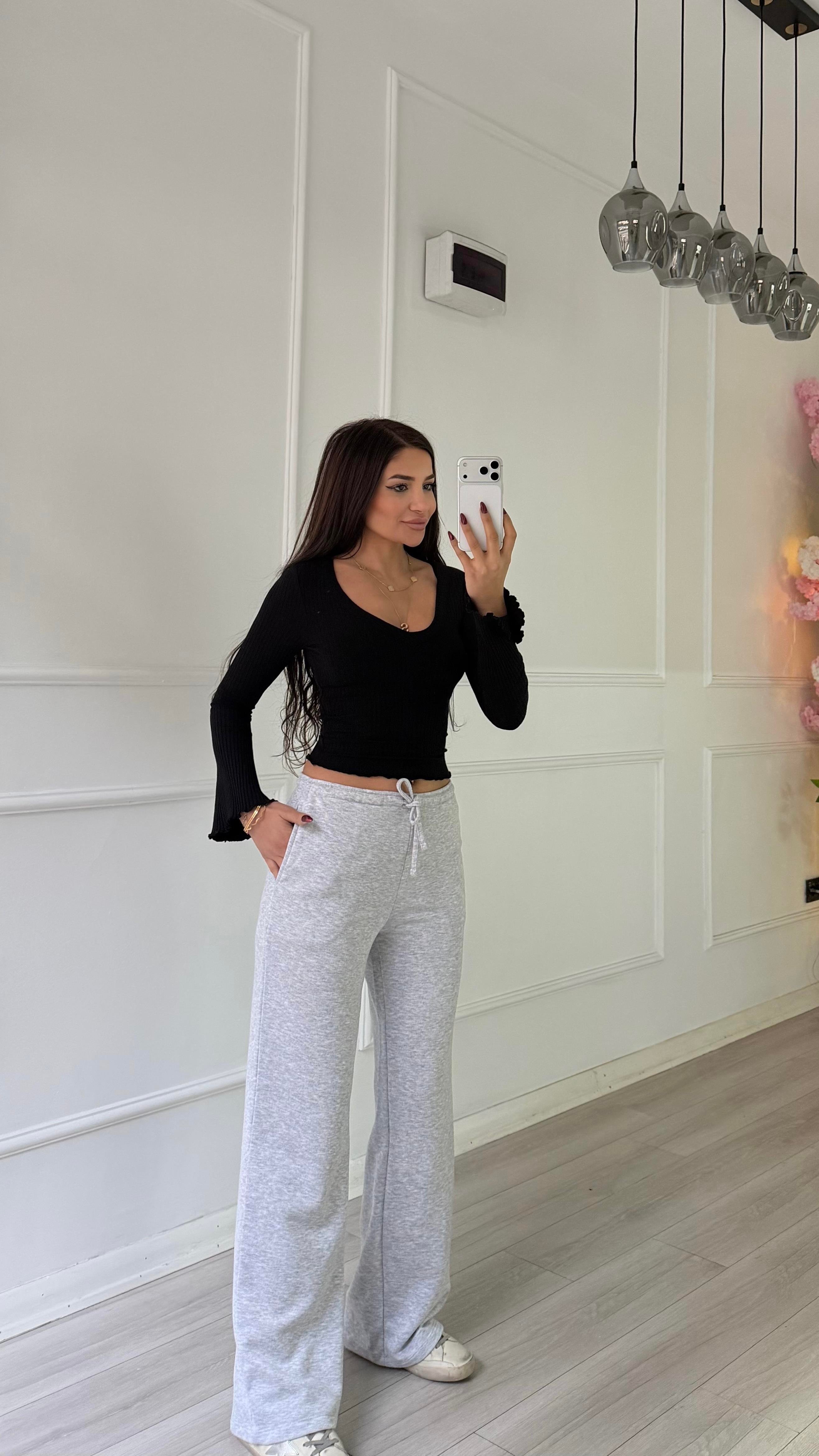 Gri Bol Paça Beli Lastikli Eşofman