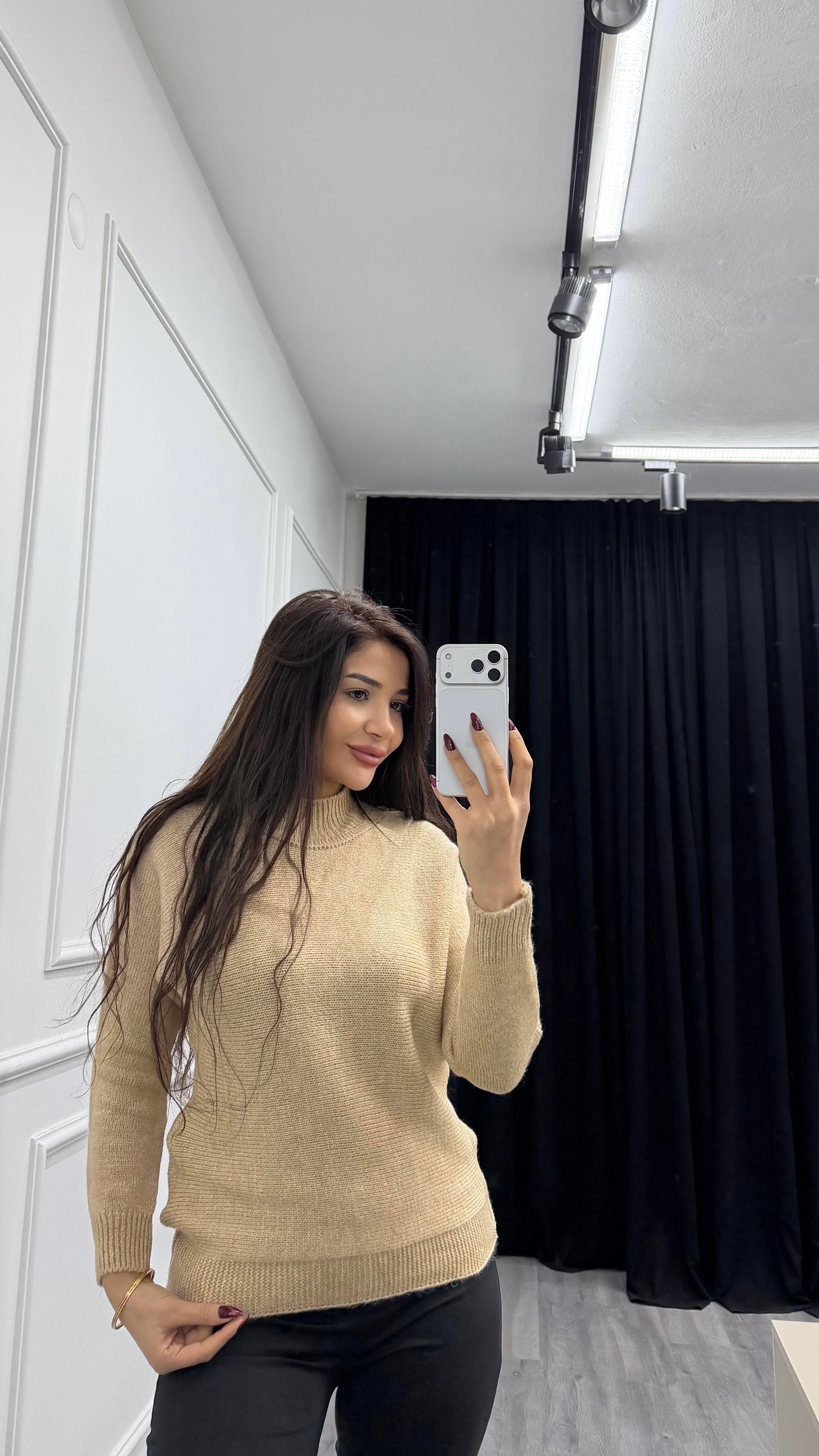 Kahve Dik Yaka Loose Fit Triko Kazak