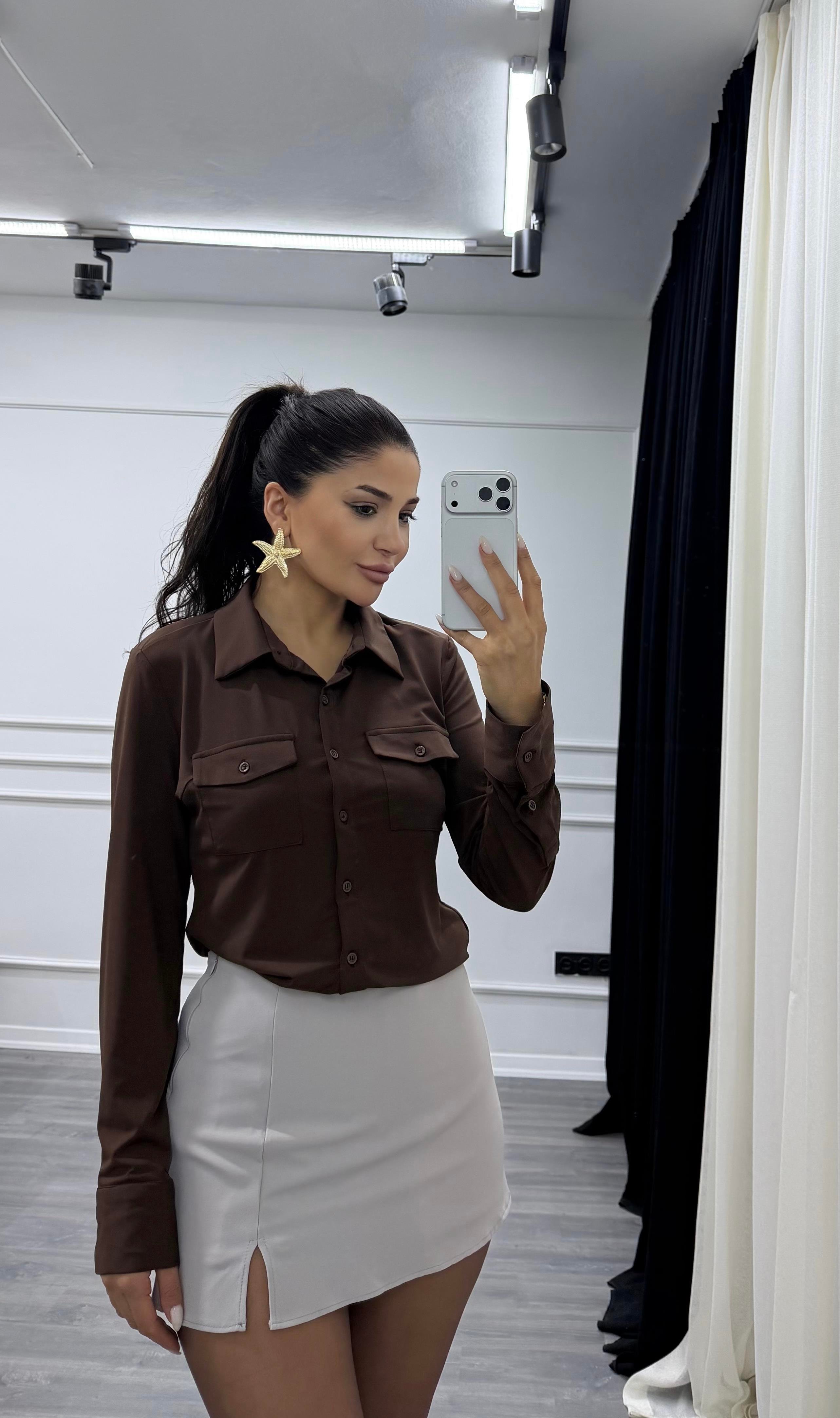 Kahverengi Kapak Cepli Likralı Düğmeli Gömlek