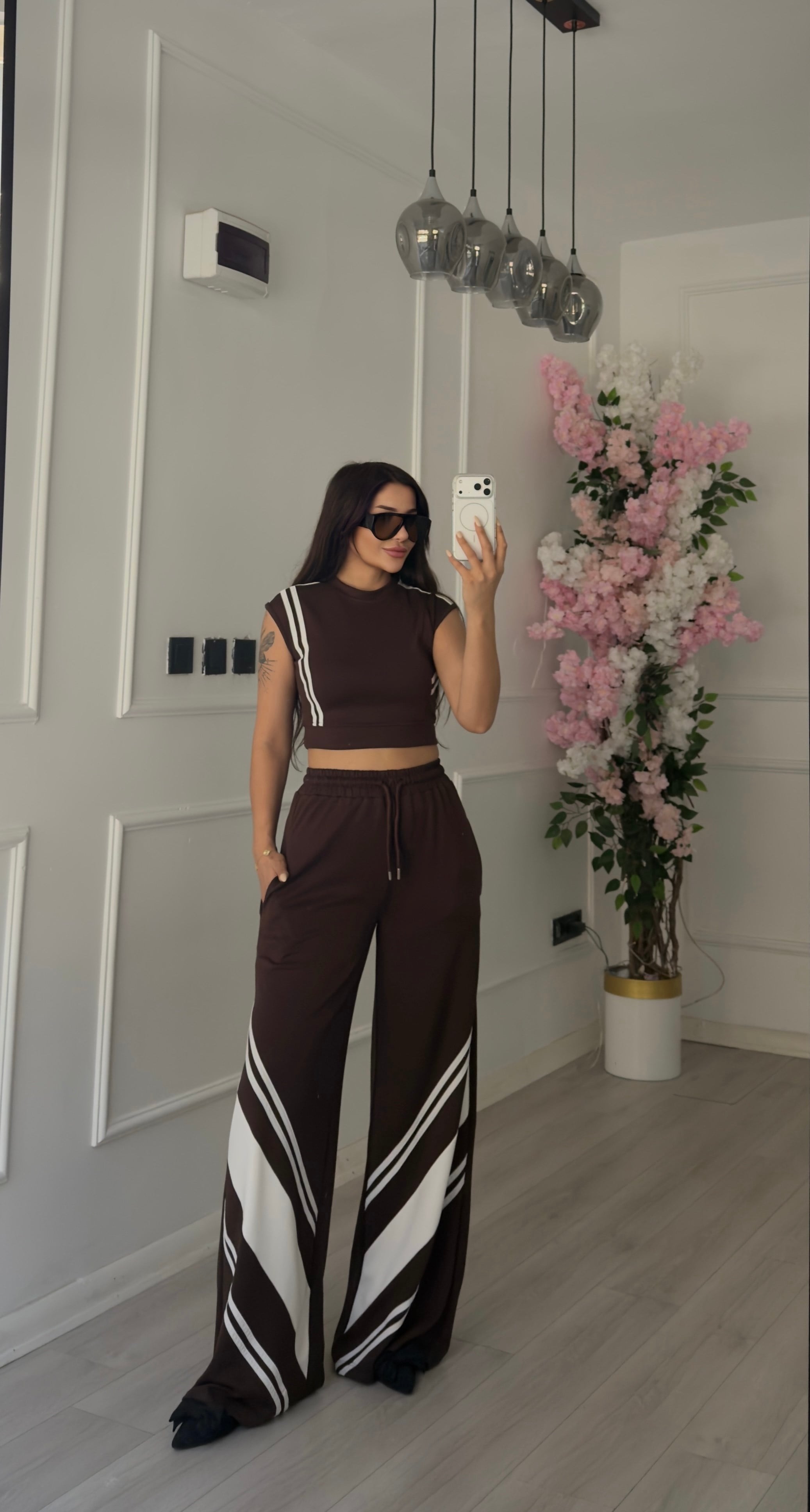 Kahverengi Şerit Desenli Crop Bluz Takım