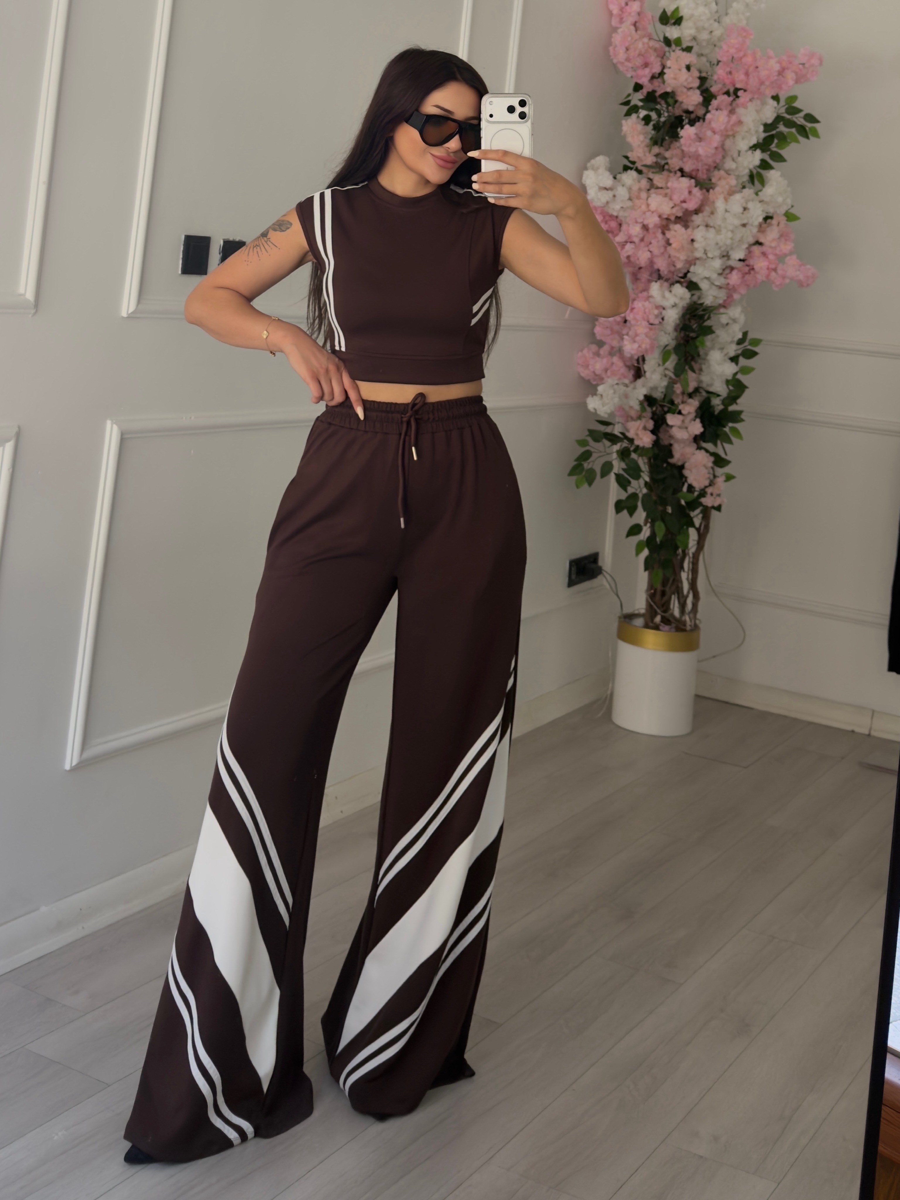 Kahverengi Şerit Desenli Crop Bluz Takım