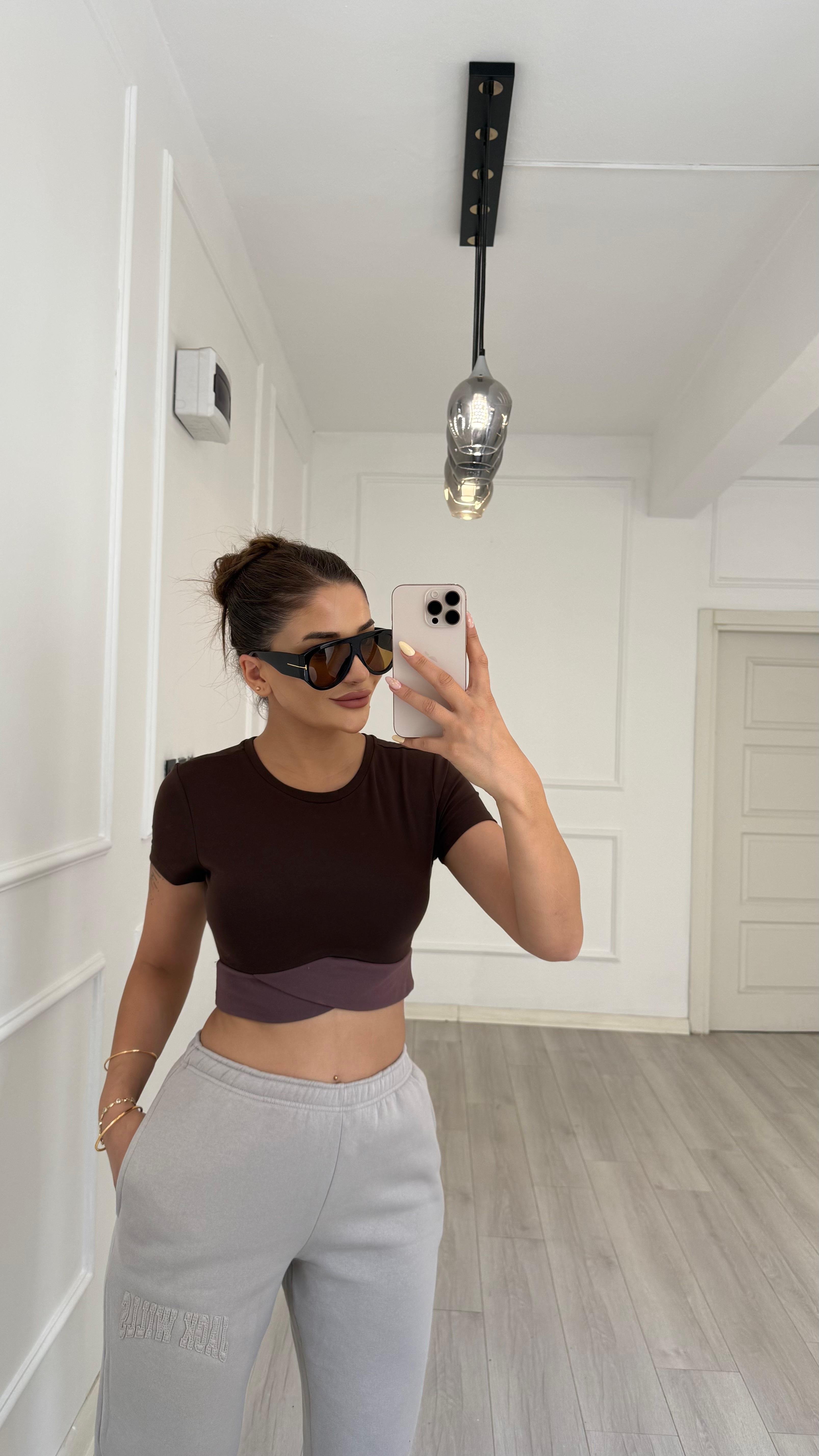 Kısa Kol Bisiklet Sporcu Crop Top -KAHVE