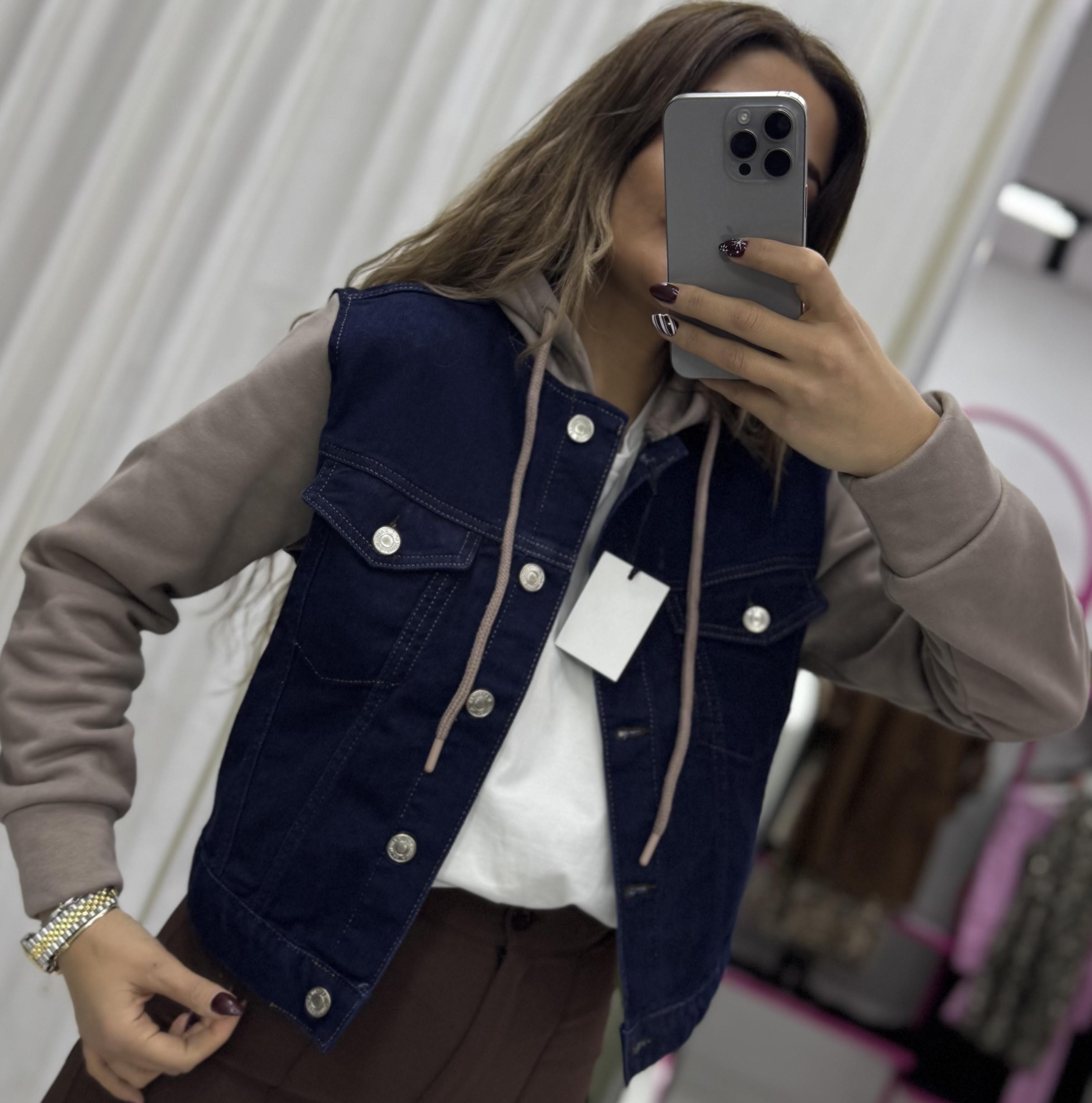 Kolları Kahverengi Kapüşonlu Lacivert Denim Kot Ceket