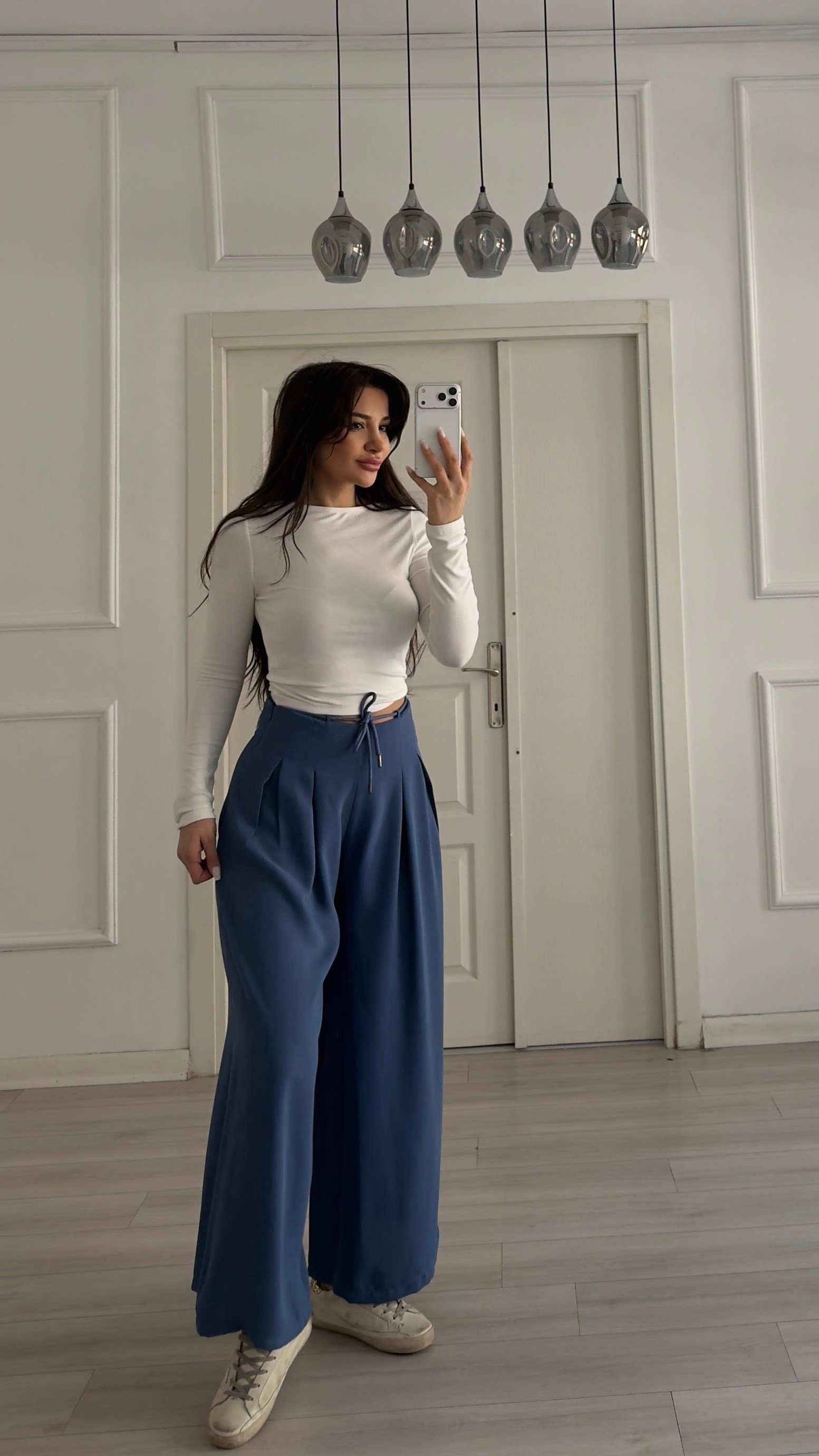 Mavi Pile Detaylı Kemerli Bol Paça Pantolon 
