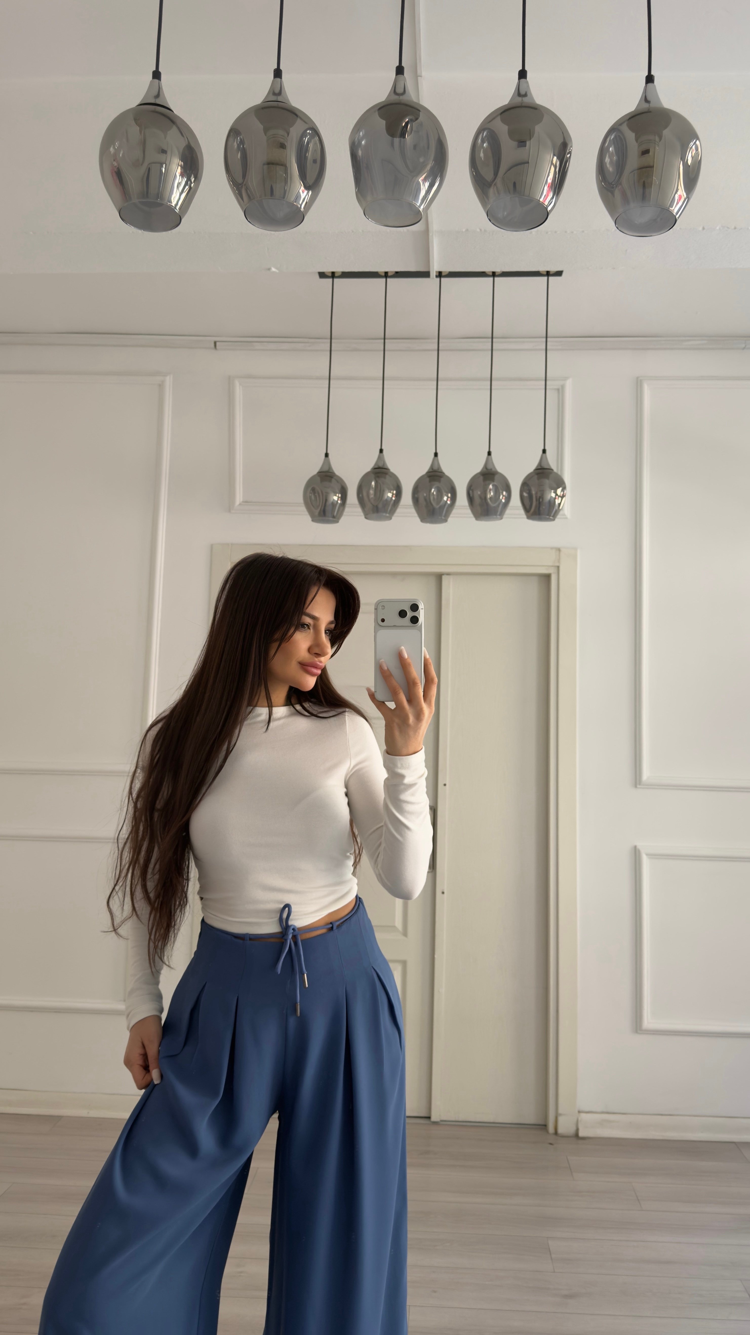 Mavi Pile Detaylı Kemerli Bol Paça Pantolon 