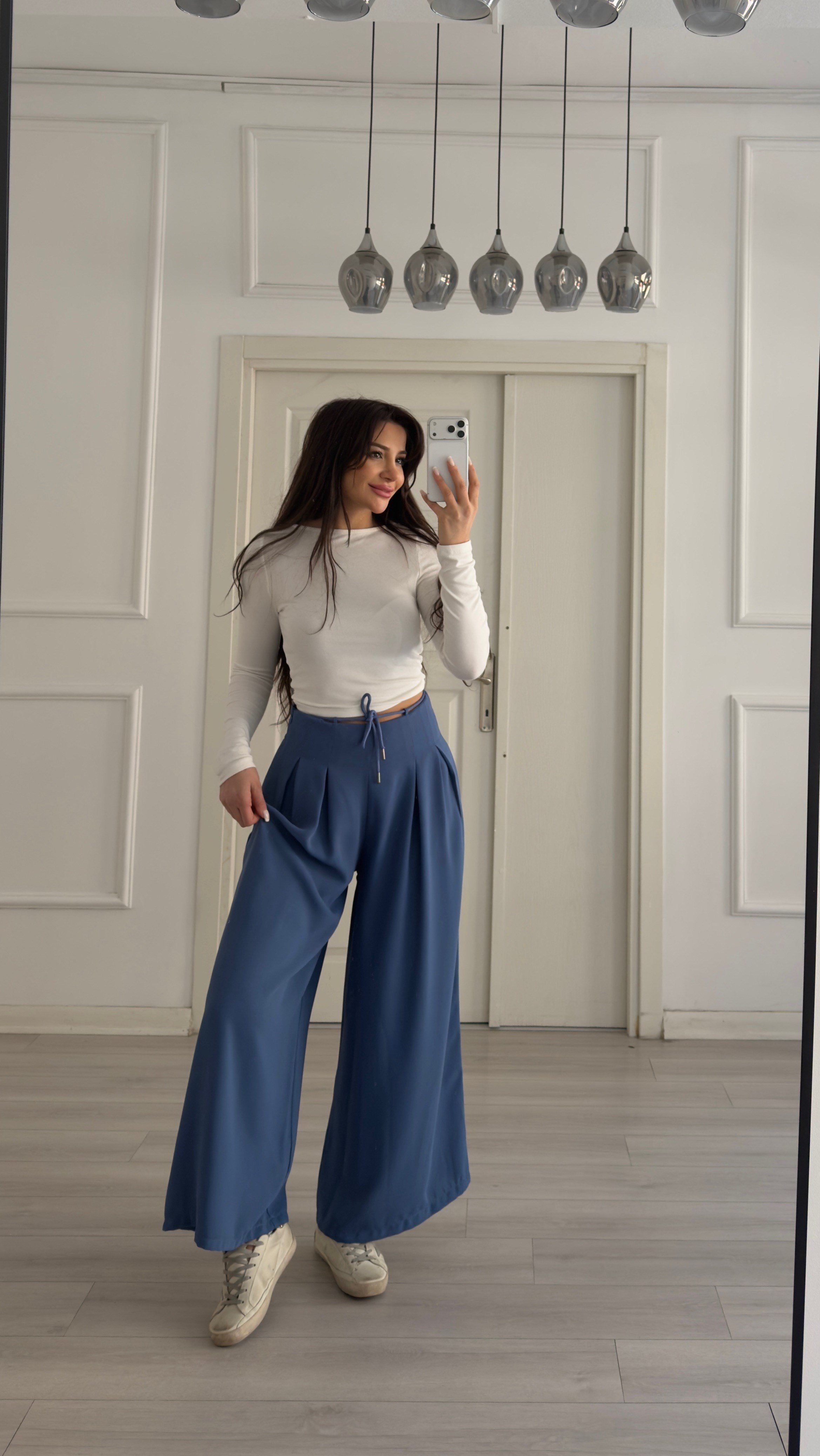 Mavi Pile Detaylı Kemerli Bol Paça Pantolon 