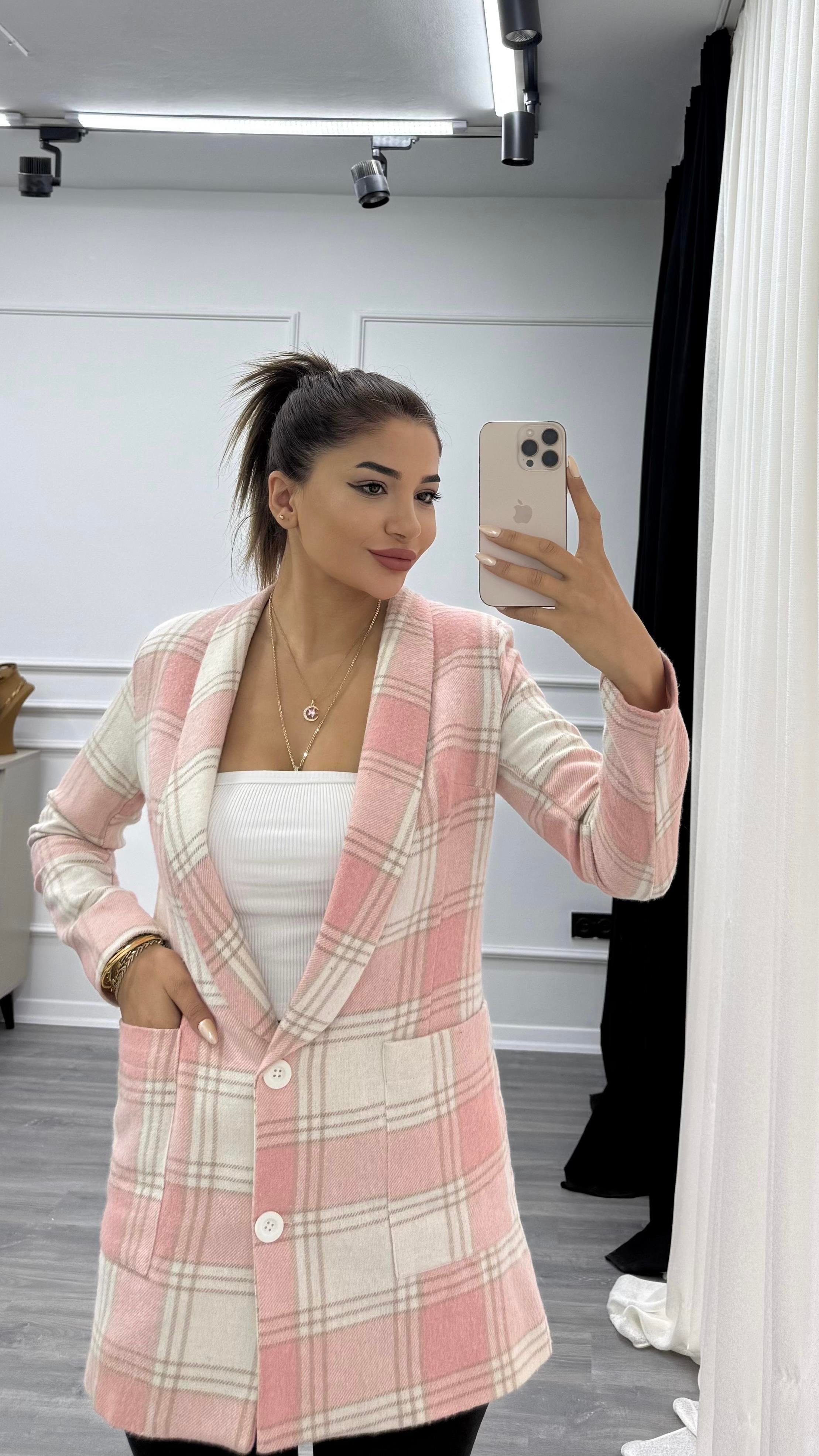 Pembe Ekose Desenli Çift Düğmeli Astarlı Ceket