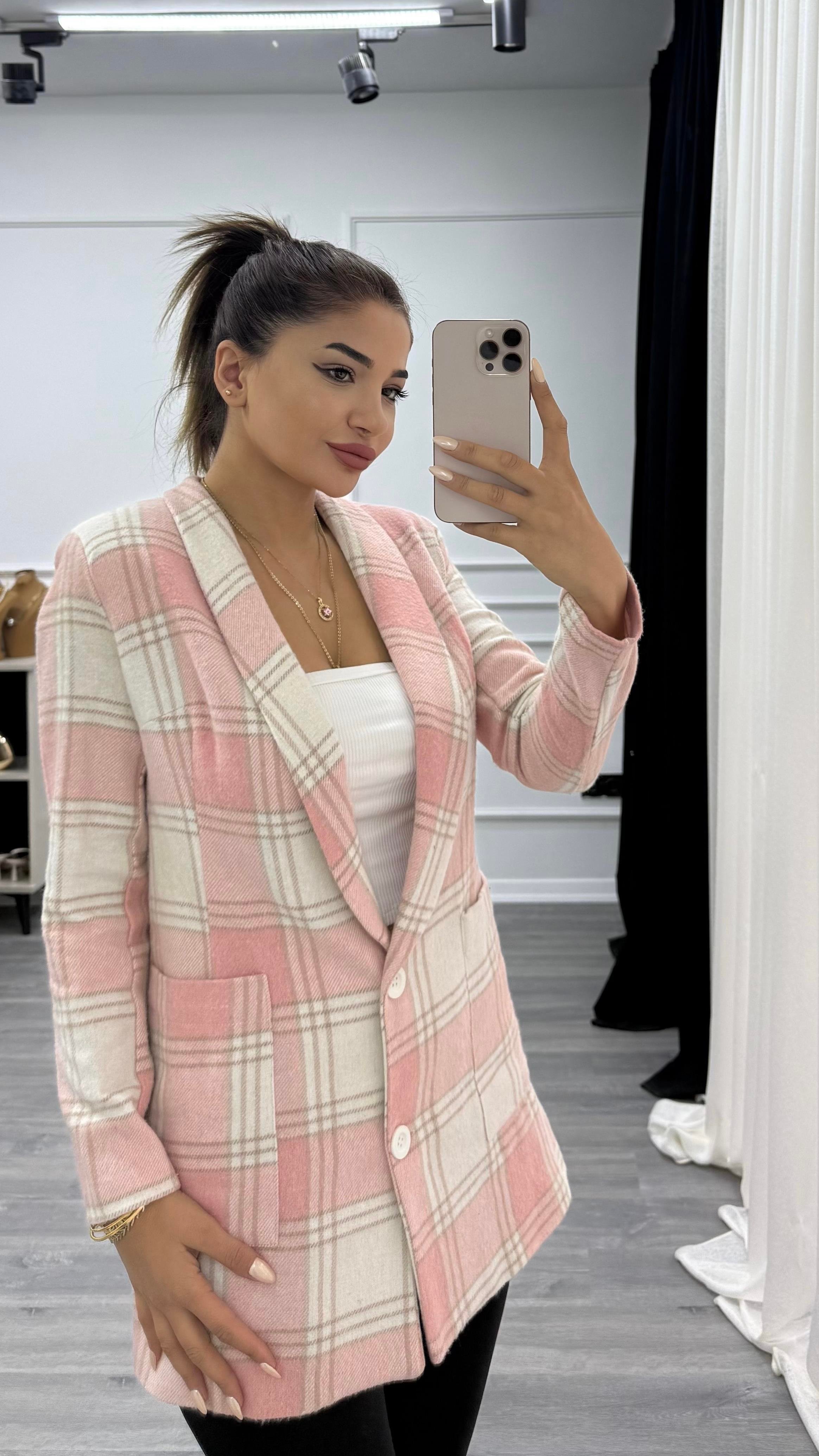 Pembe Ekose Desenli Çift Düğmeli Astarlı Ceket