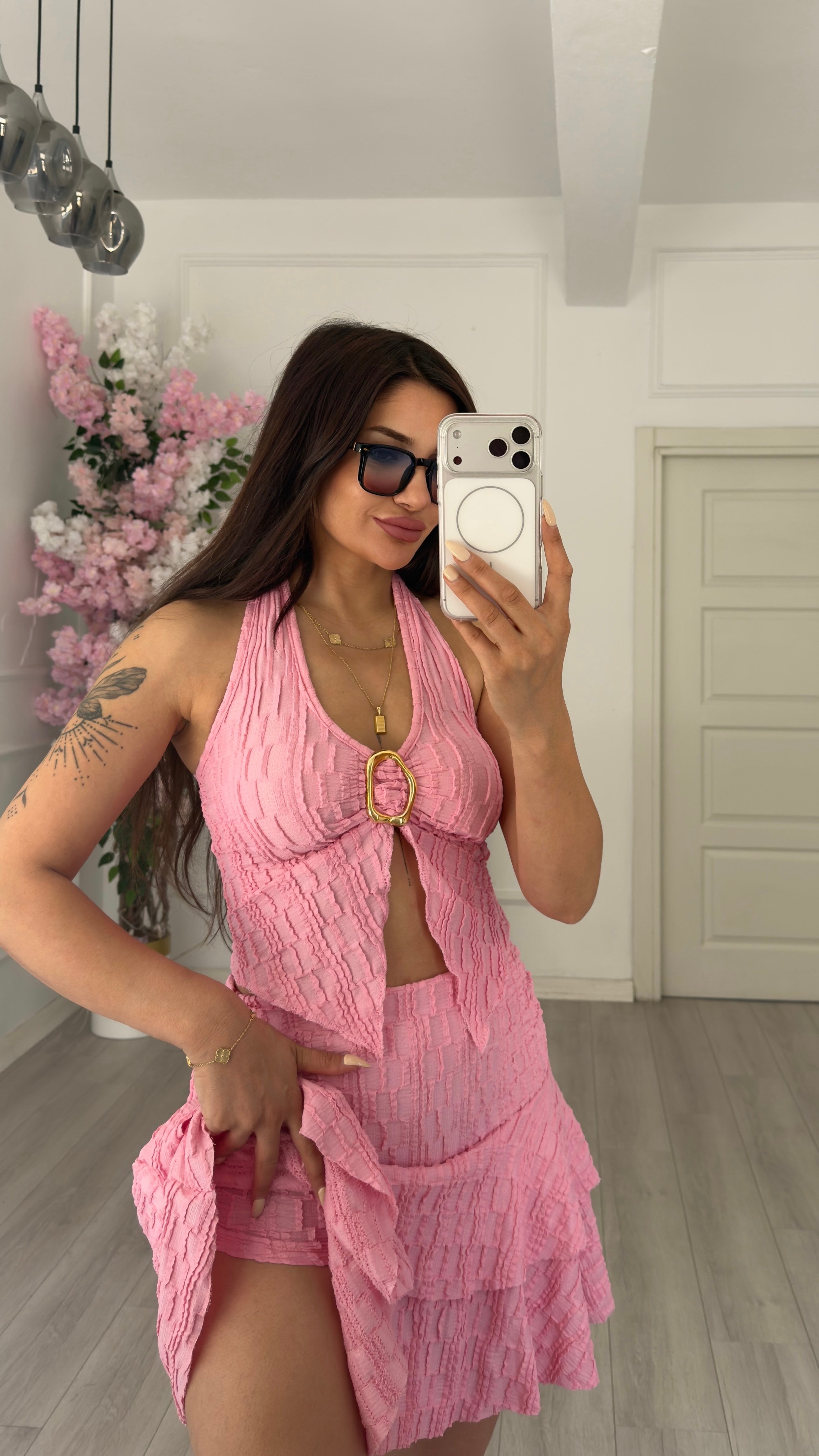 Pembe Toka Detaylı Şortlu Etek Bluz Takım