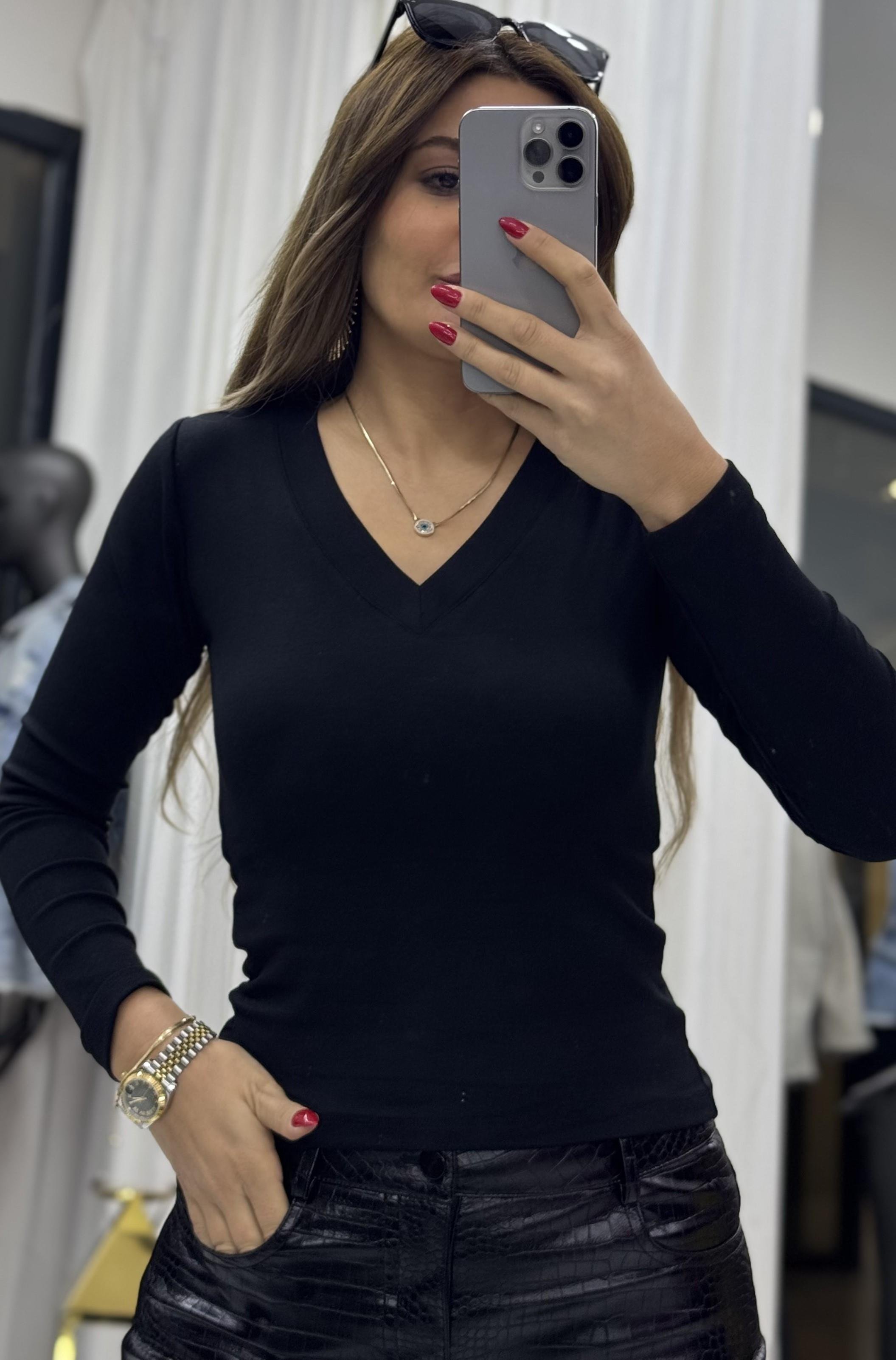 Premium Kalite  V Yaka Regular/Normal Kalıp Örme Bluz- Siyah