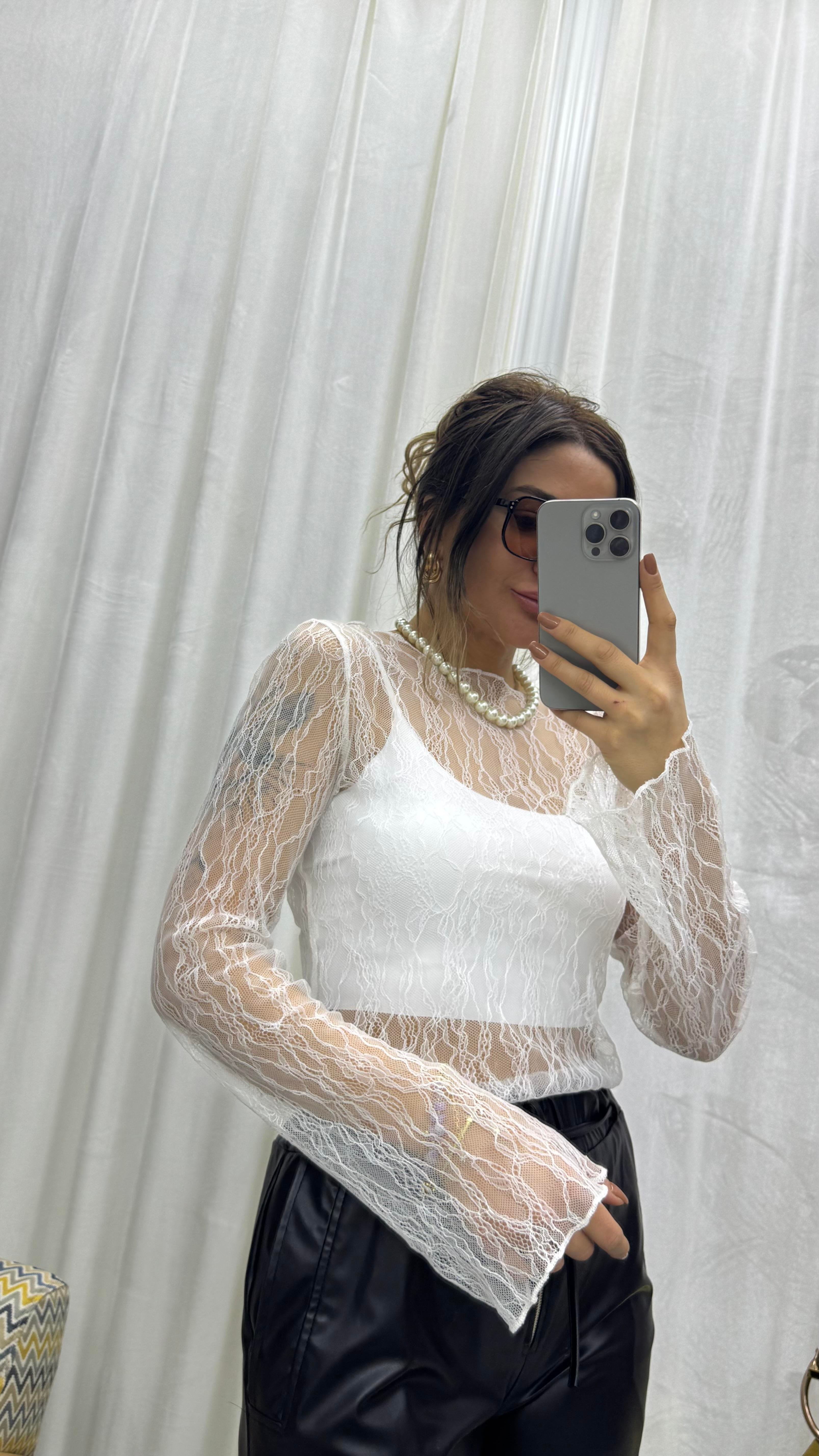Regular Fit Kayık Yaka Dantel Esnek Örme Bluz