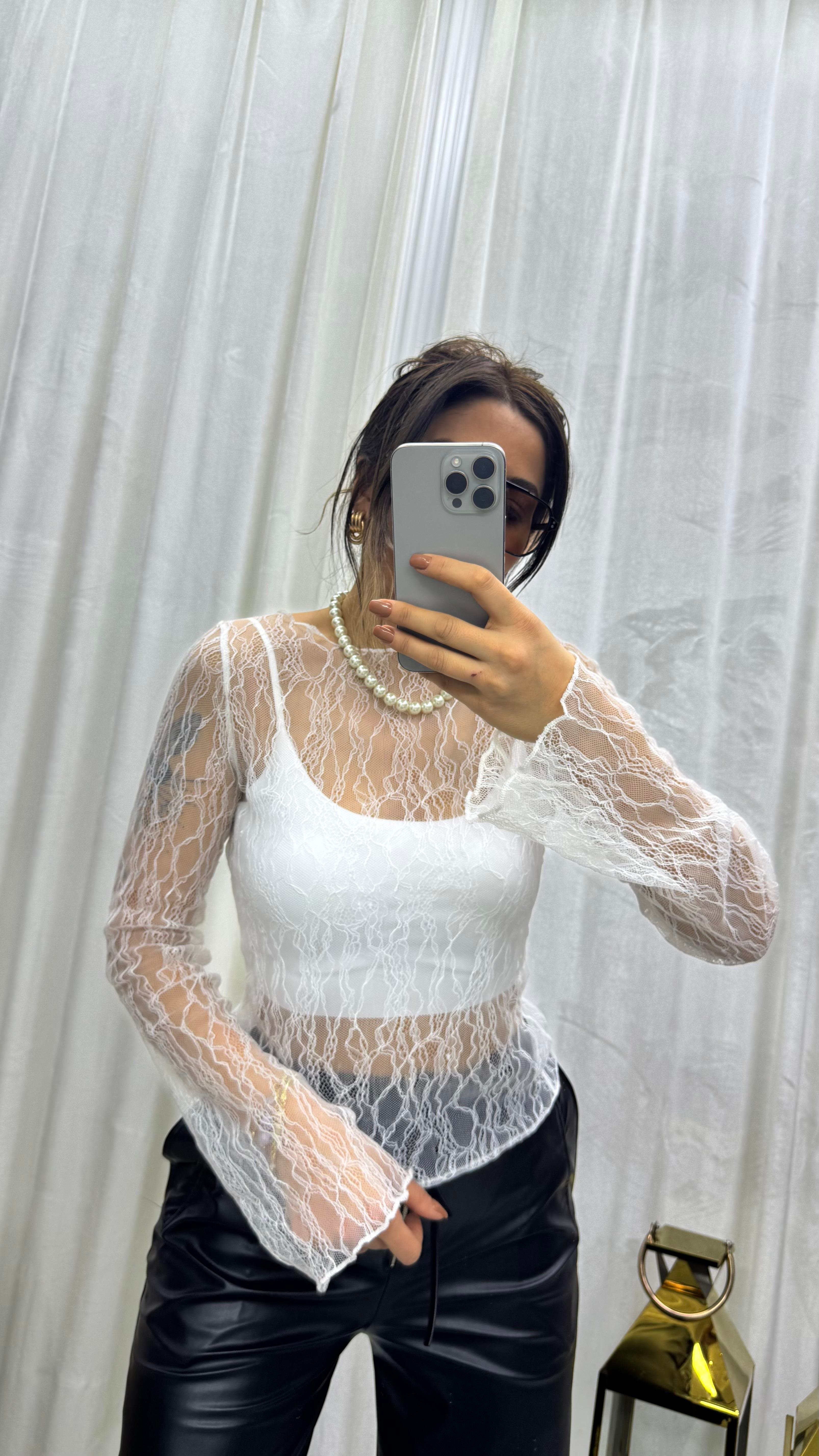 Regular Fit Kayık Yaka Dantel Esnek Örme Bluz