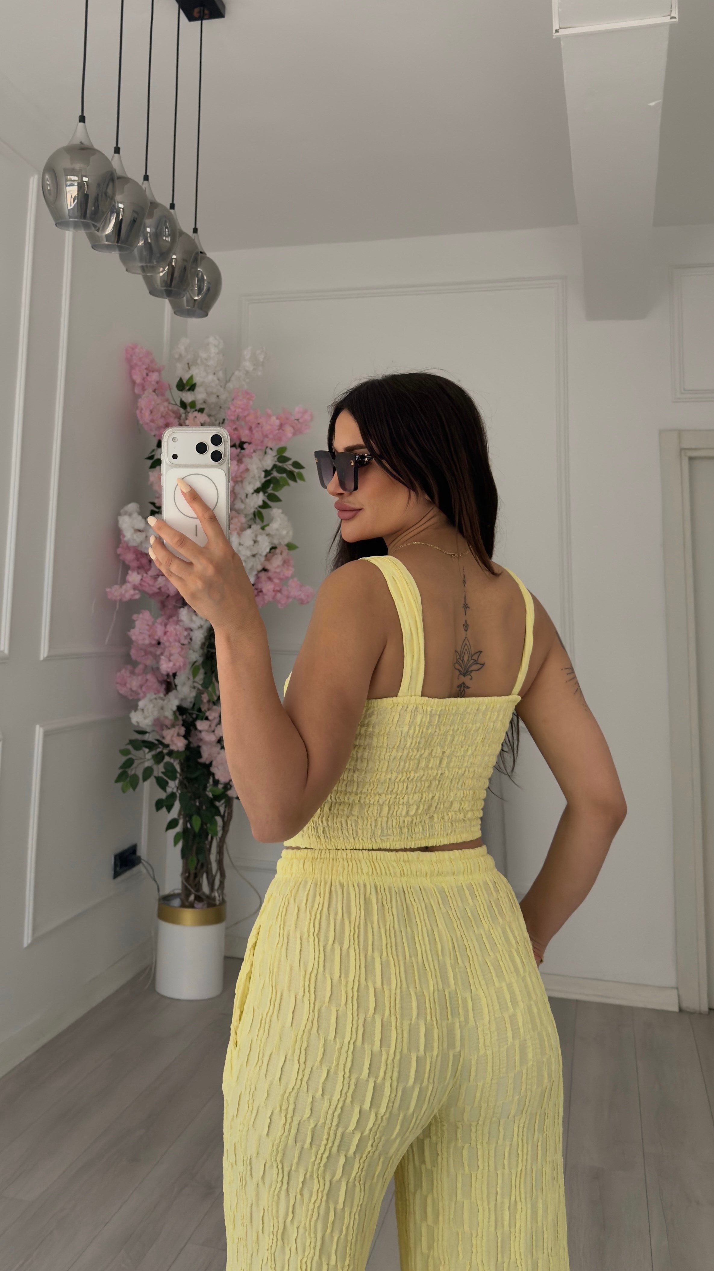 Sarı Pantolon Toka Detaylı Bluz Takım