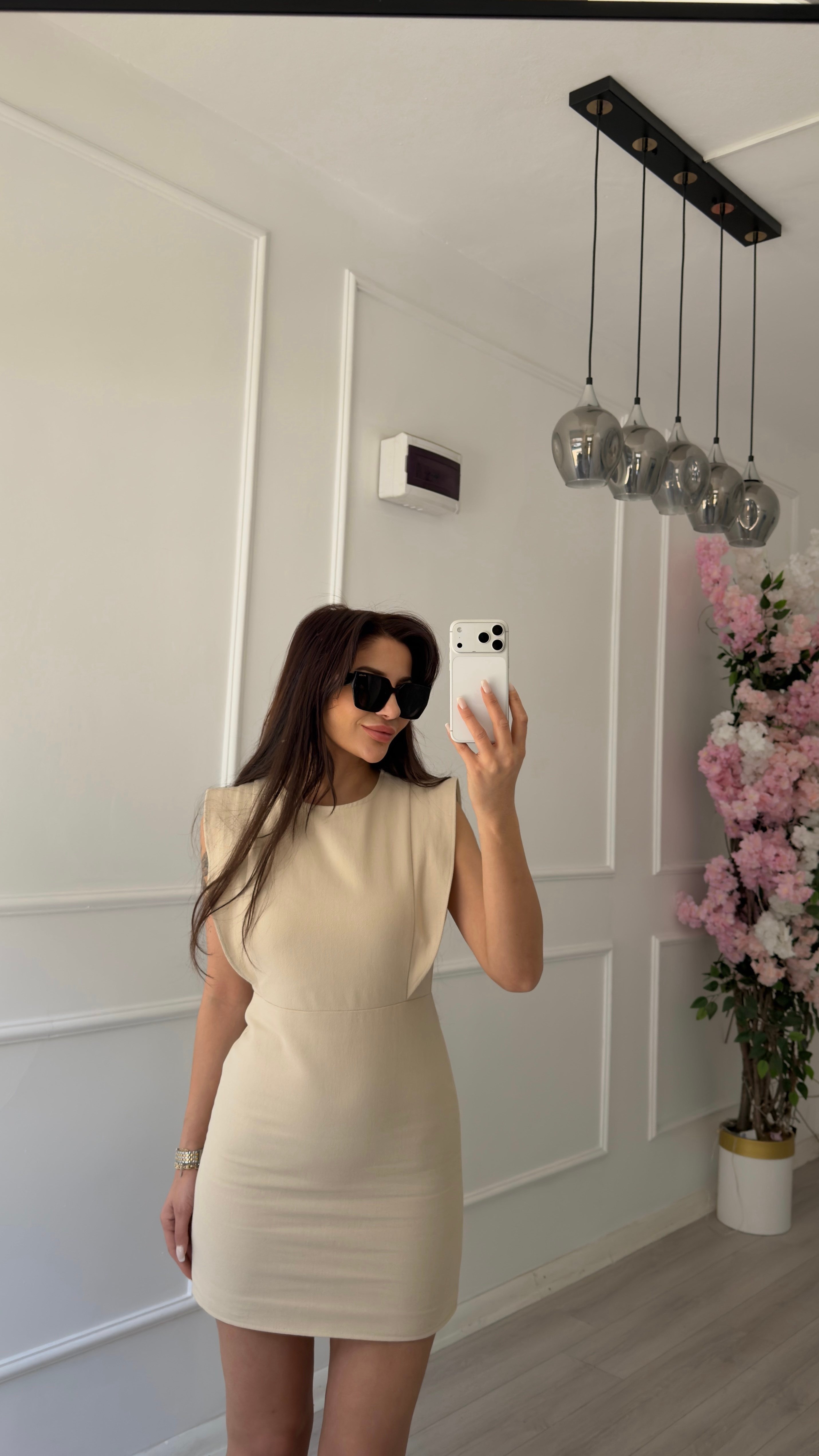 Sırt Fermuarlı Bej Gabardin Elbise