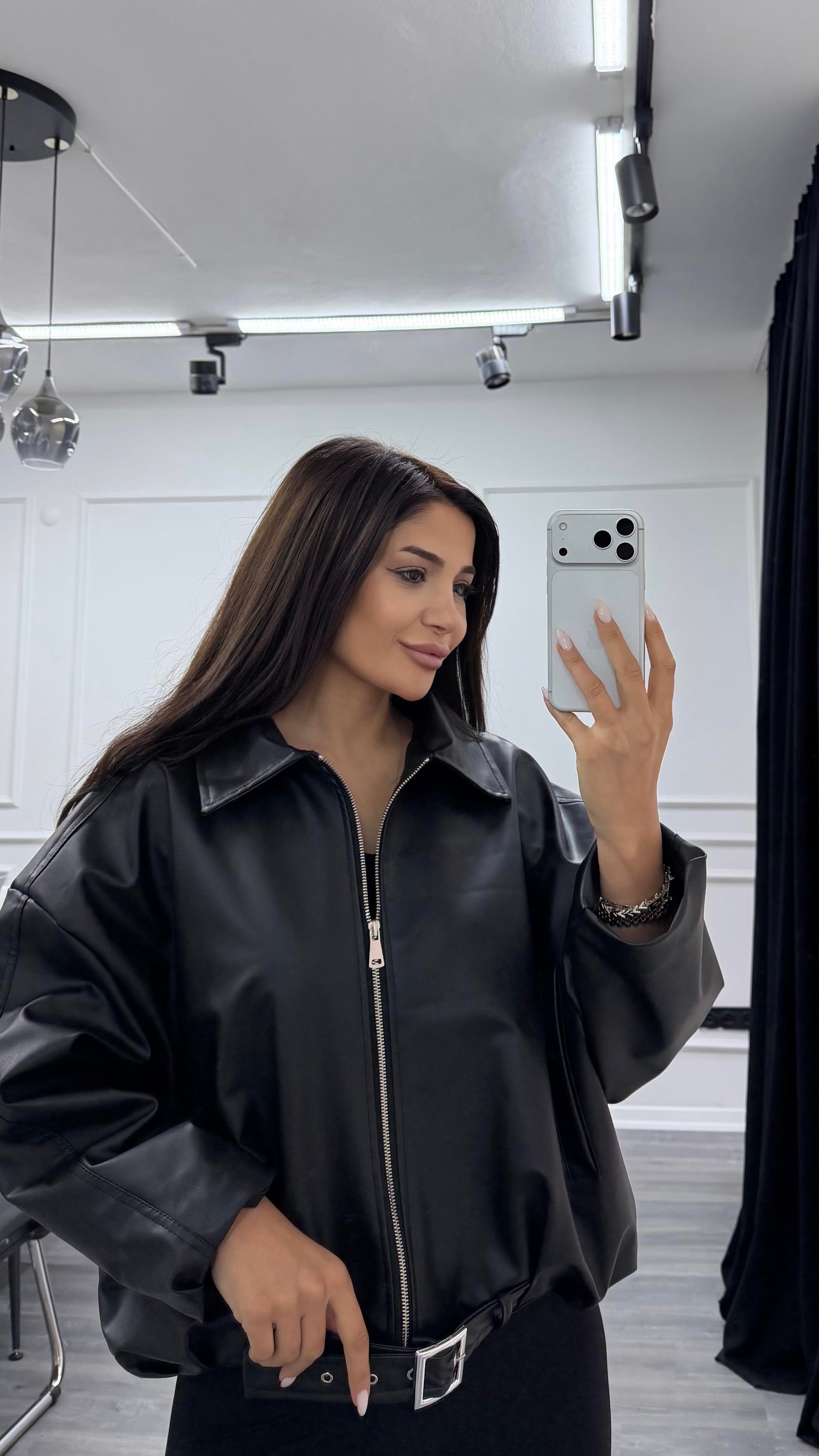 Siyah Beli Kemerli Bomber Oversize Deri Ceket