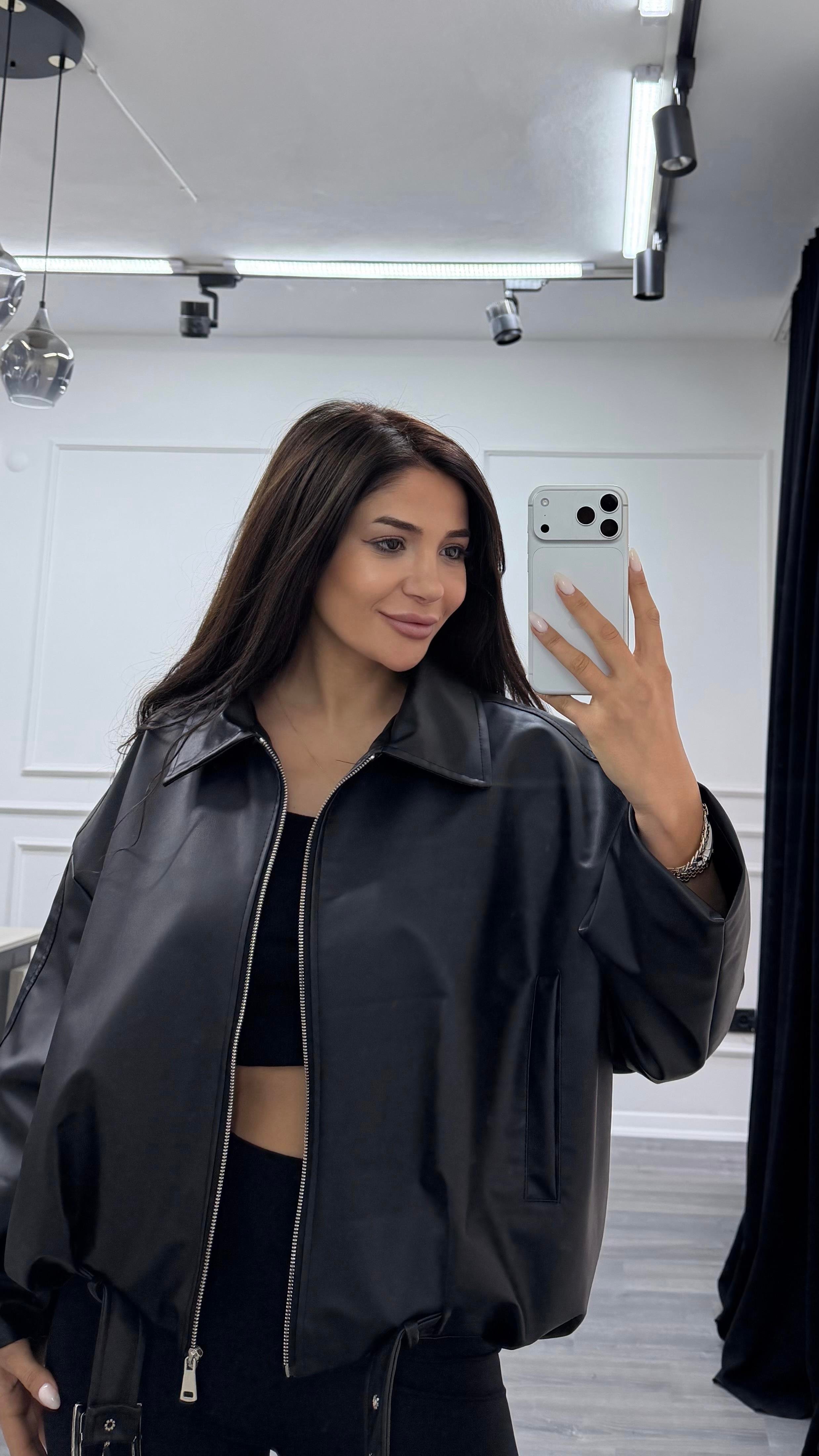 Siyah Beli Kemerli Bomber Oversize Deri Ceket