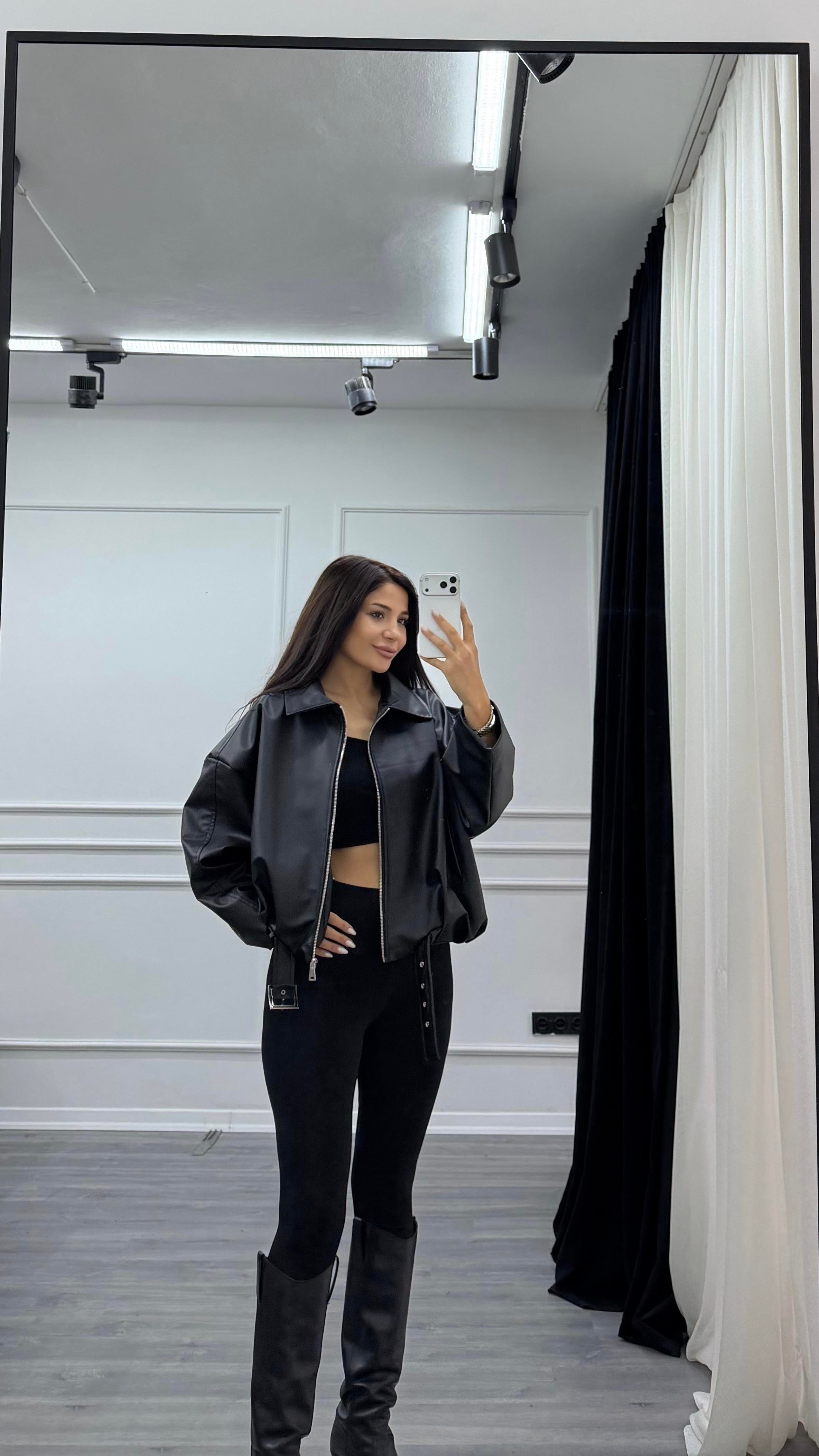 Siyah Beli Kemerli Bomber Oversize Deri Ceket