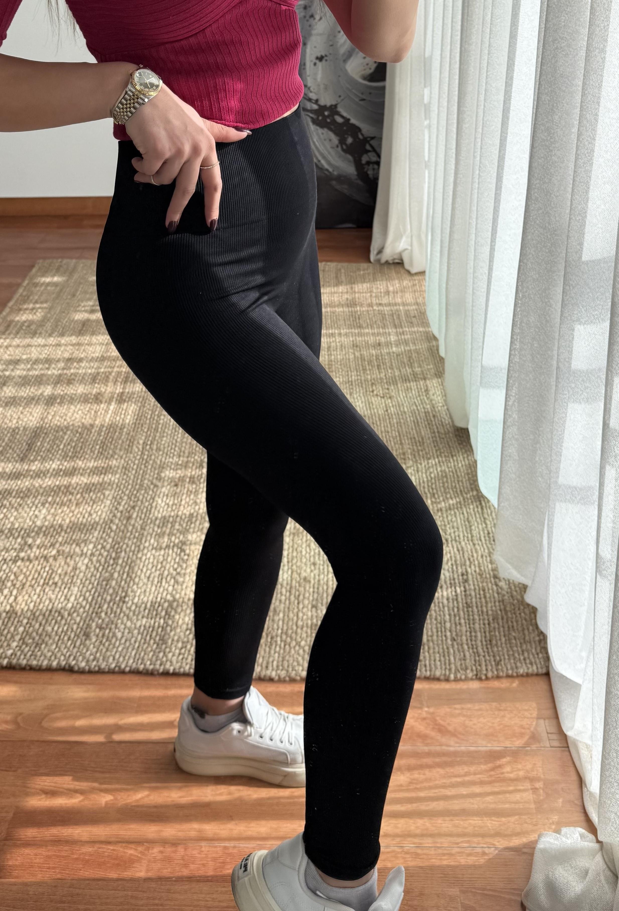 Siyah Fitilli Yüksek Bel Dikişsiz Örme Fitilli Tayt
