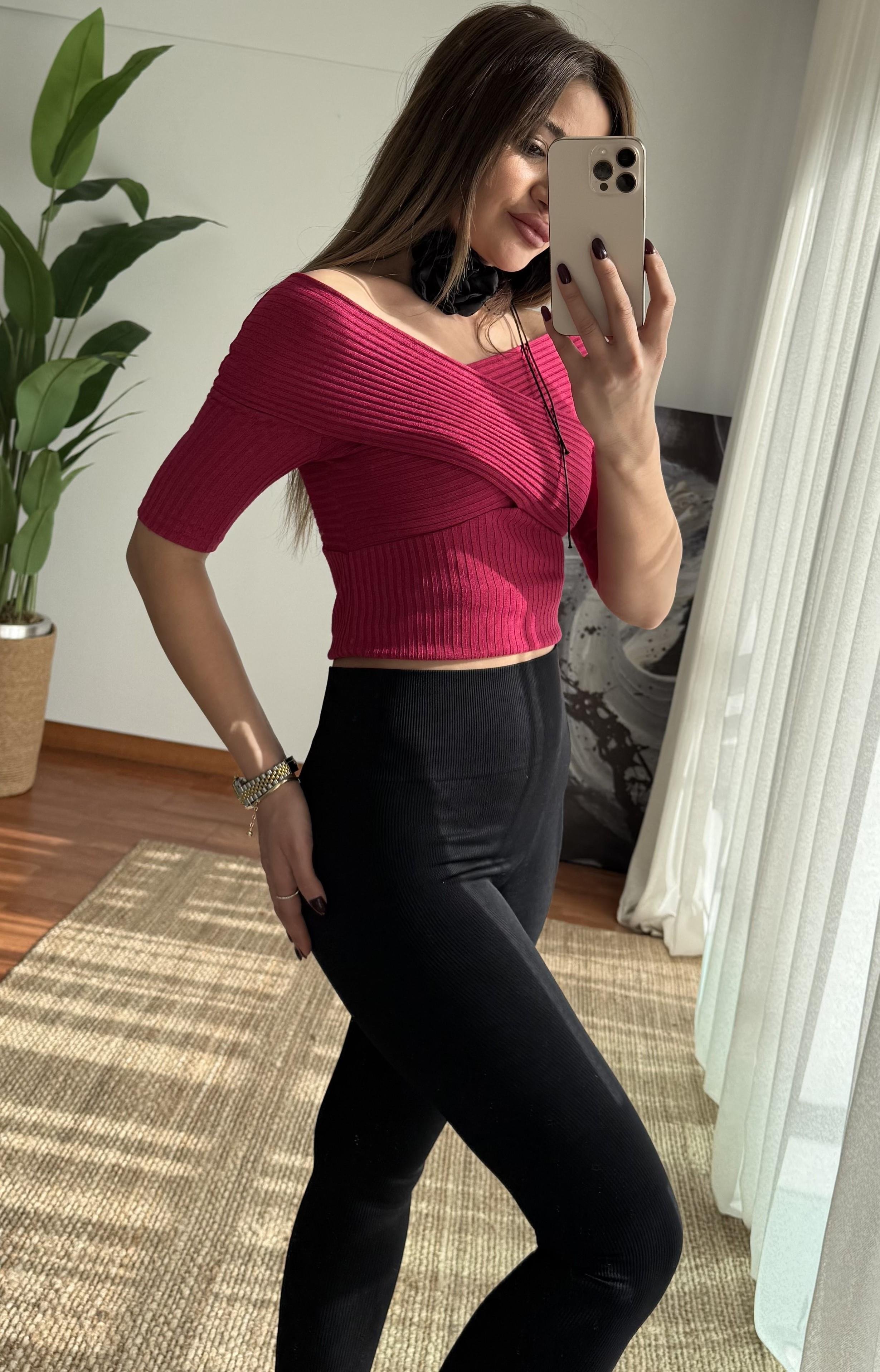 Siyah Fitilli Yüksek Bel Dikişsiz Örme Fitilli Tayt