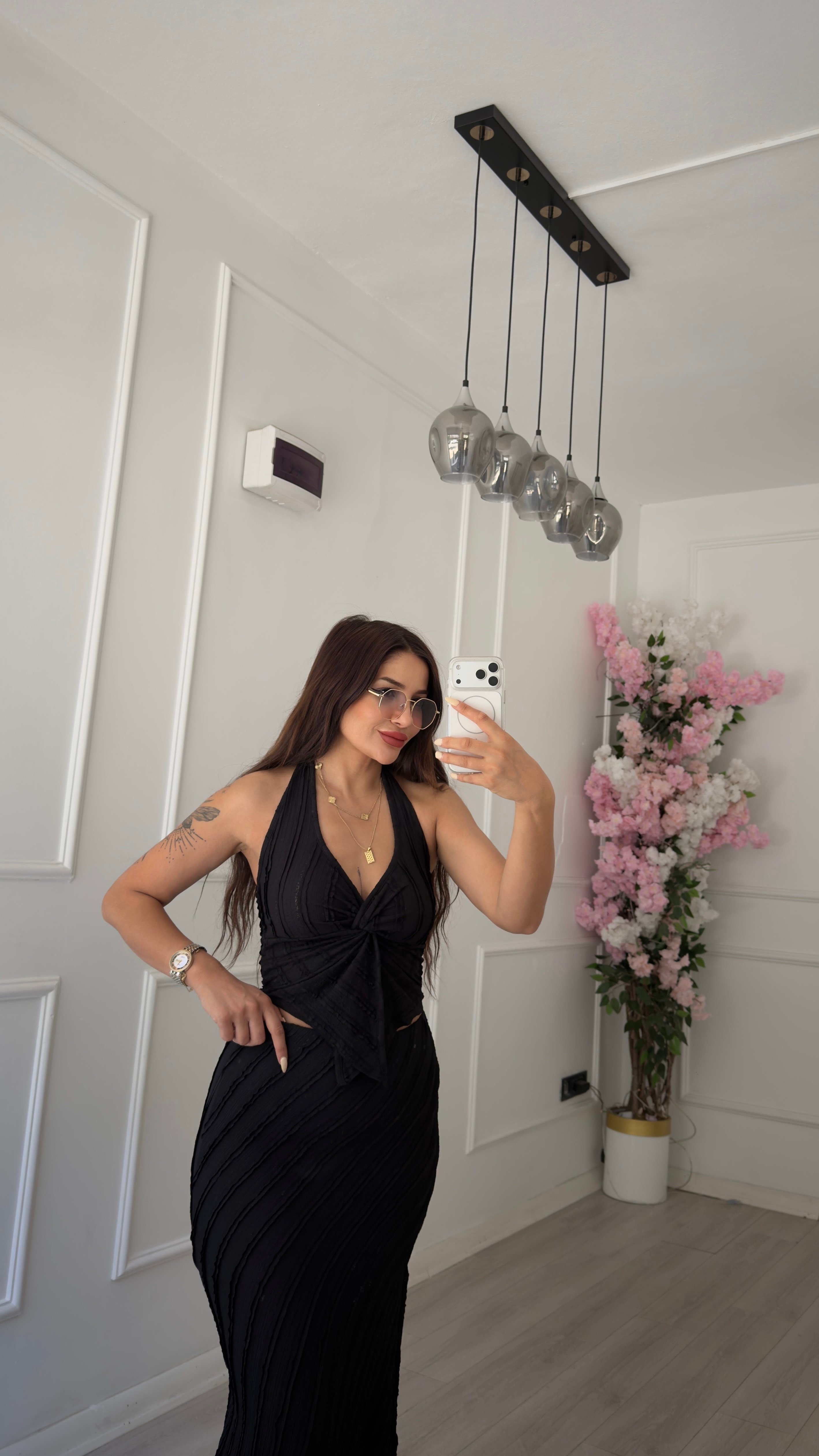 Siyah Halter Yaka Bluz Etek Takım