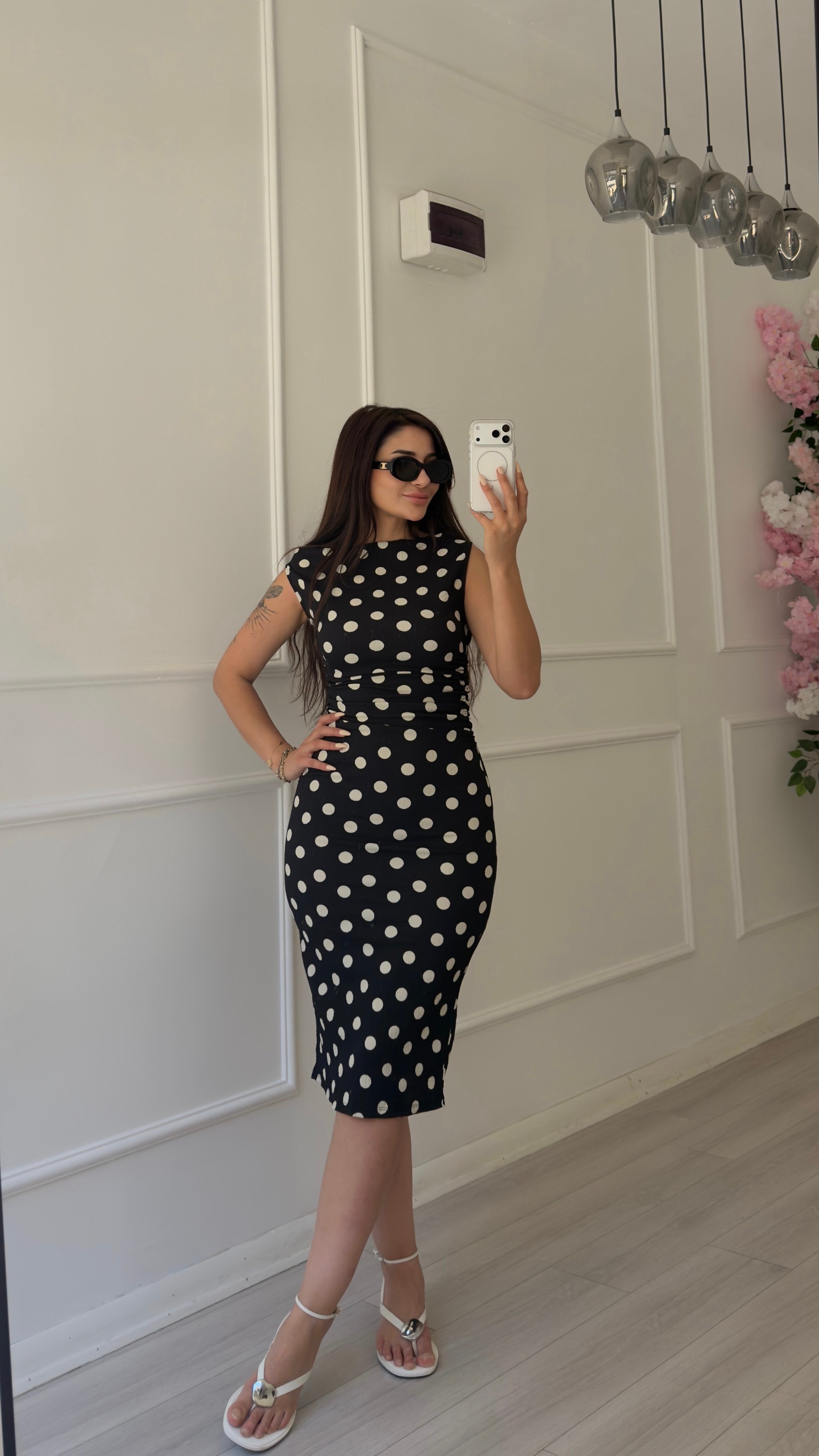 Siyah Kep Kollu Puantiyeli Elbise