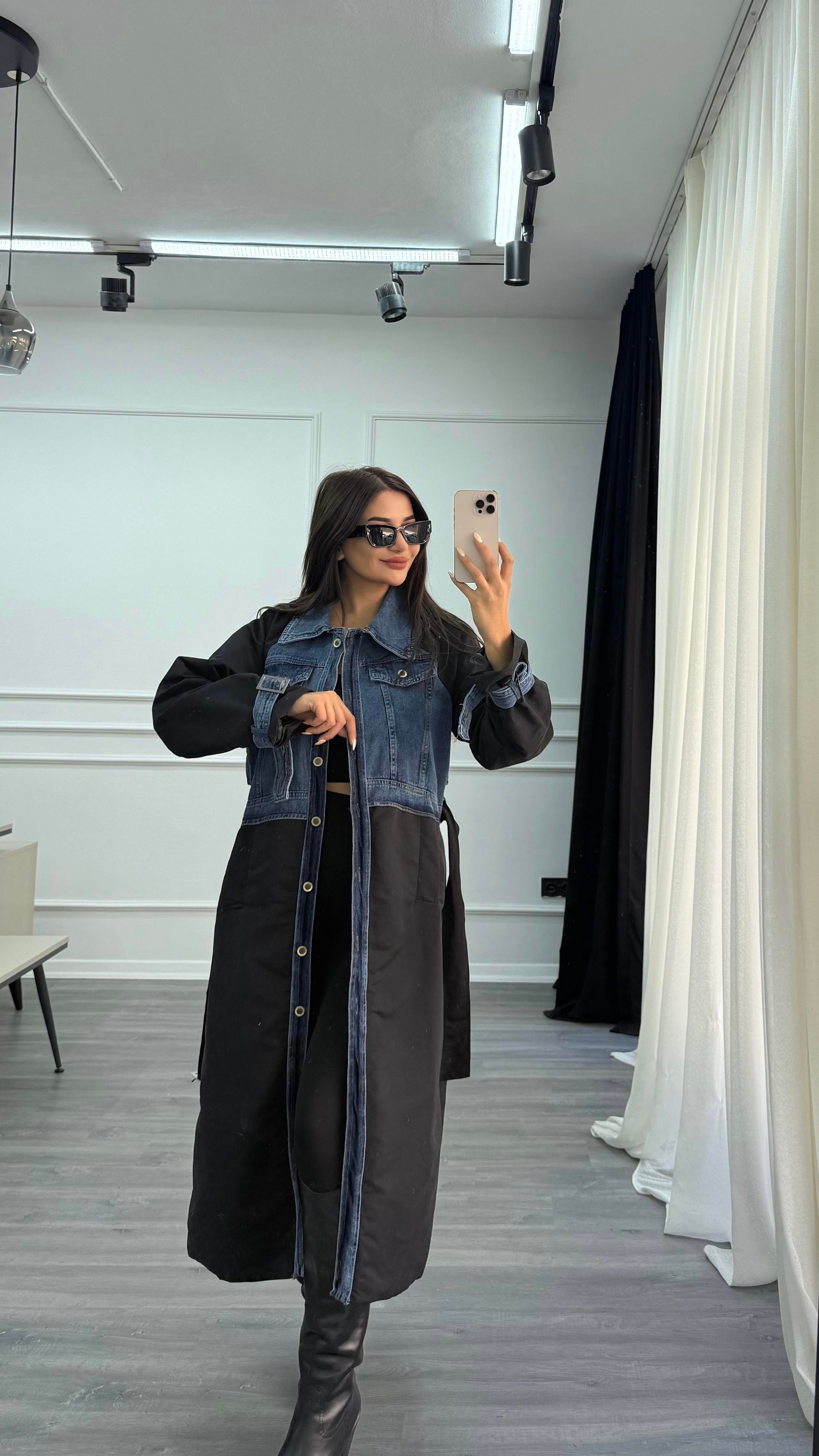 Siyah Uzun Denim Detaylı Kuşaklı Trençkot