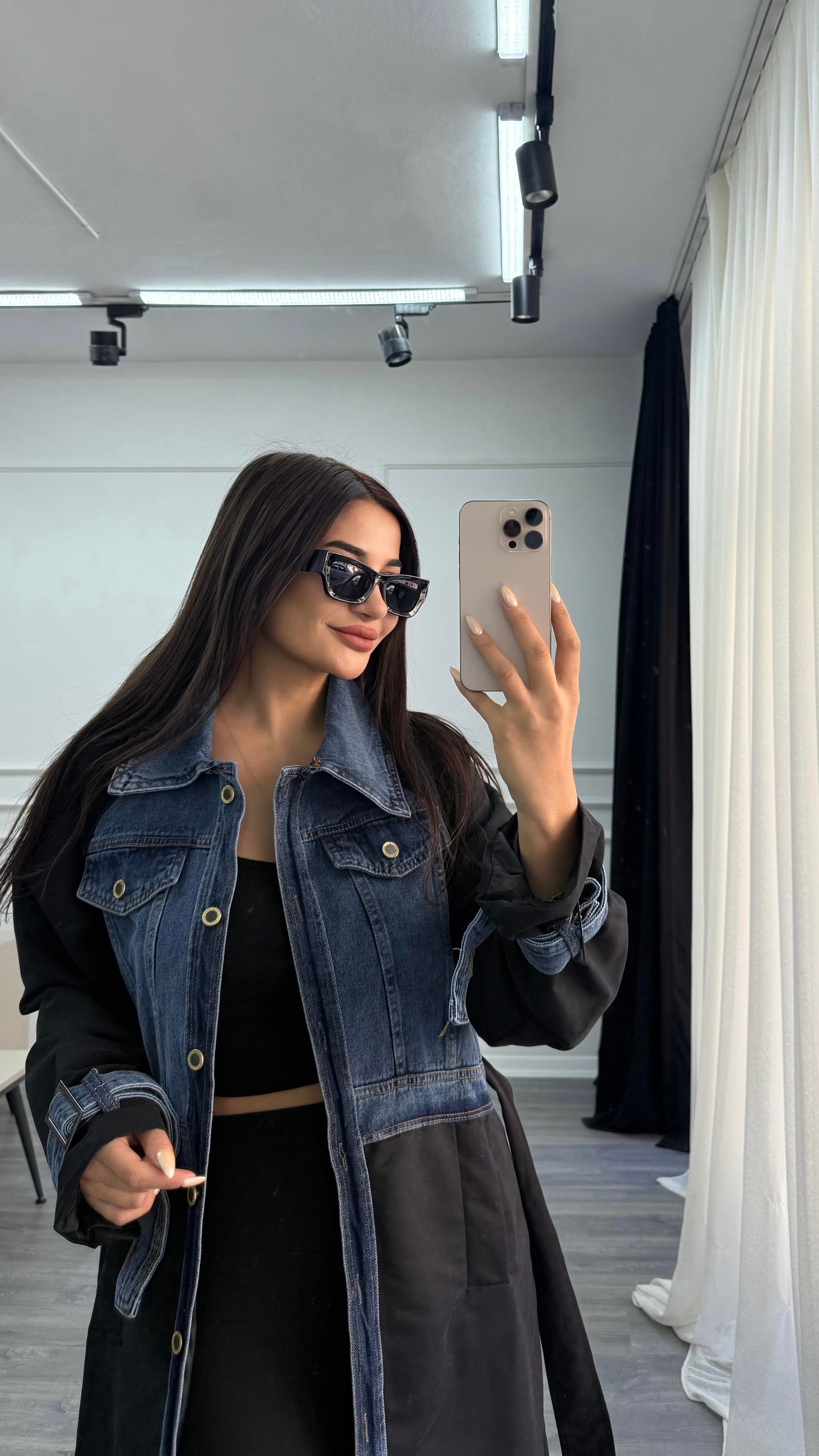 Siyah Uzun Denim Detaylı Kuşaklı Trençkot