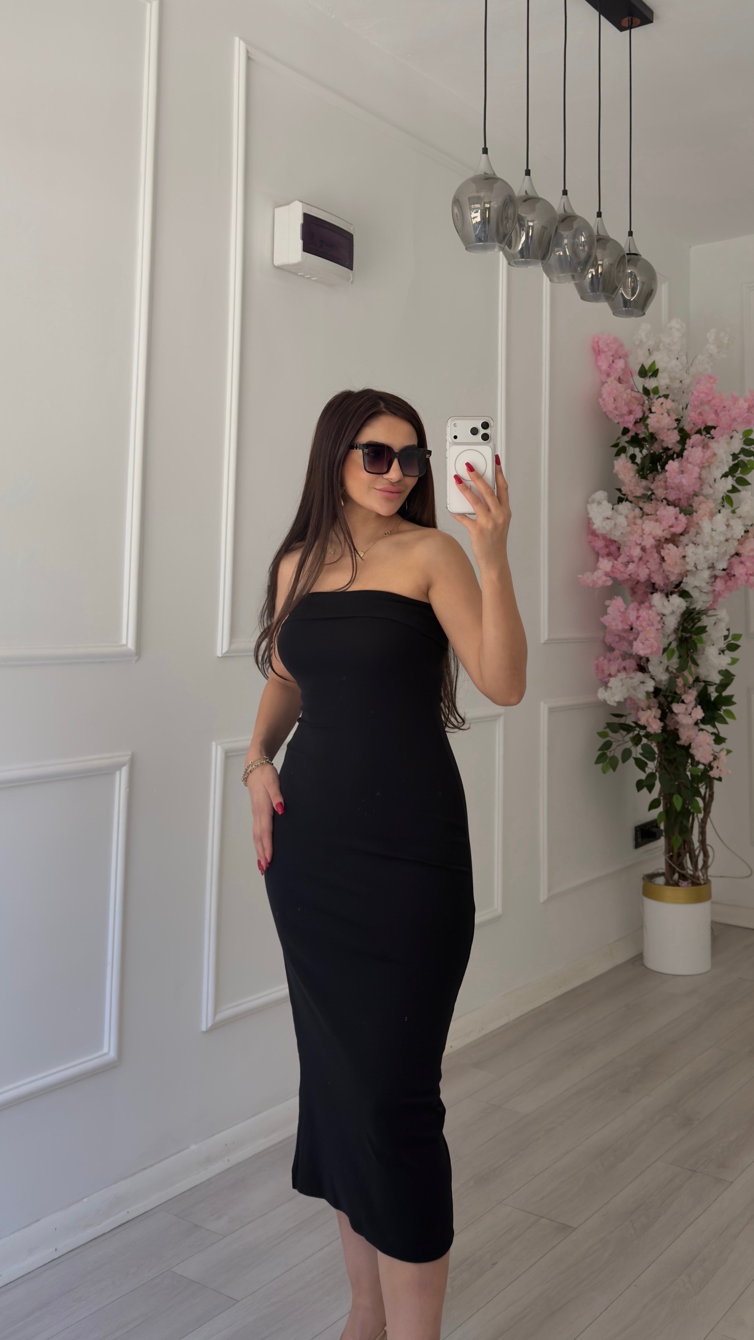 Straplez Yırtmaçlı Midi Elbise Siyah