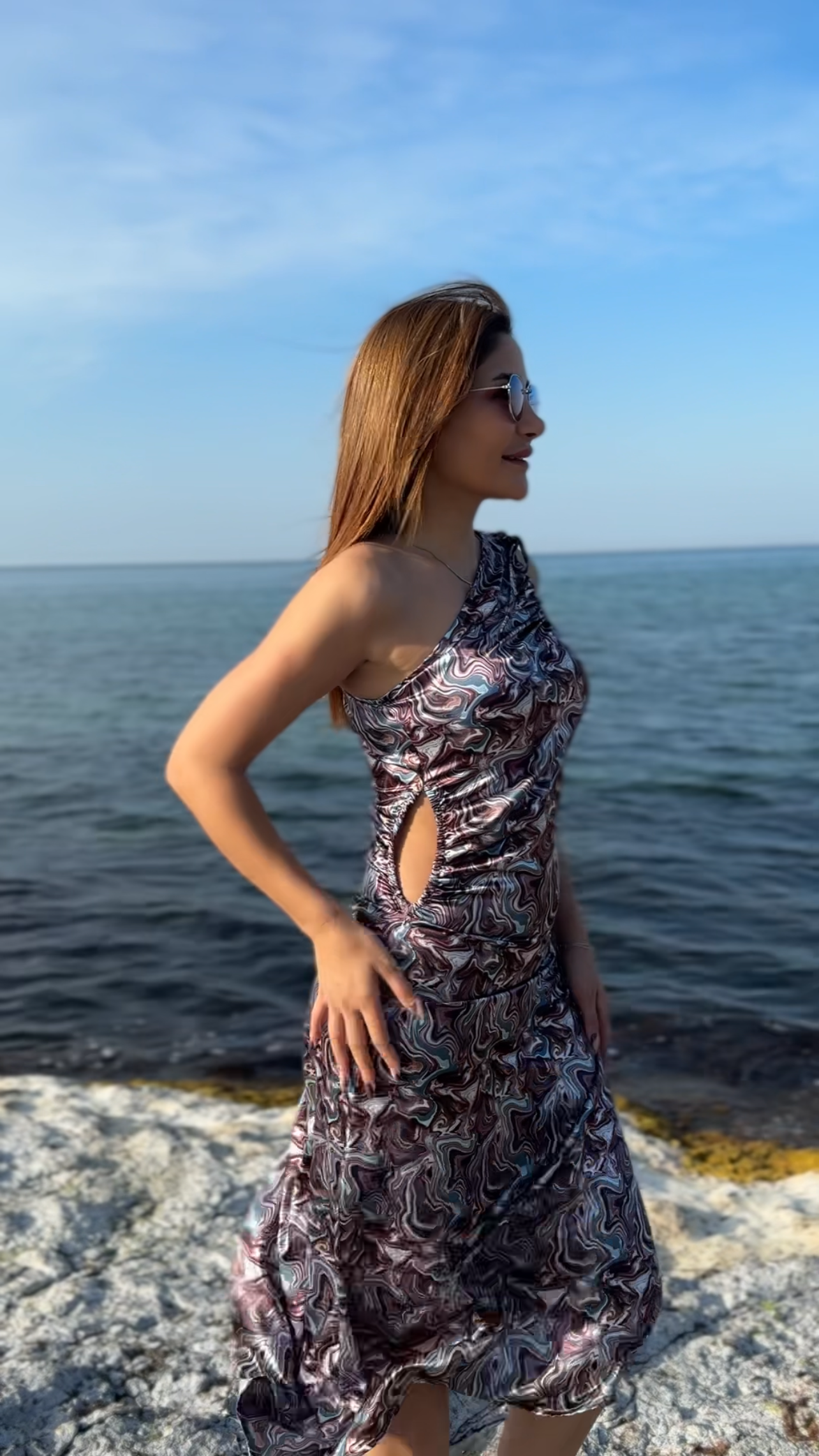 Turkuaz Bele  Oturan Midi Tek Omuz Saten Elbise