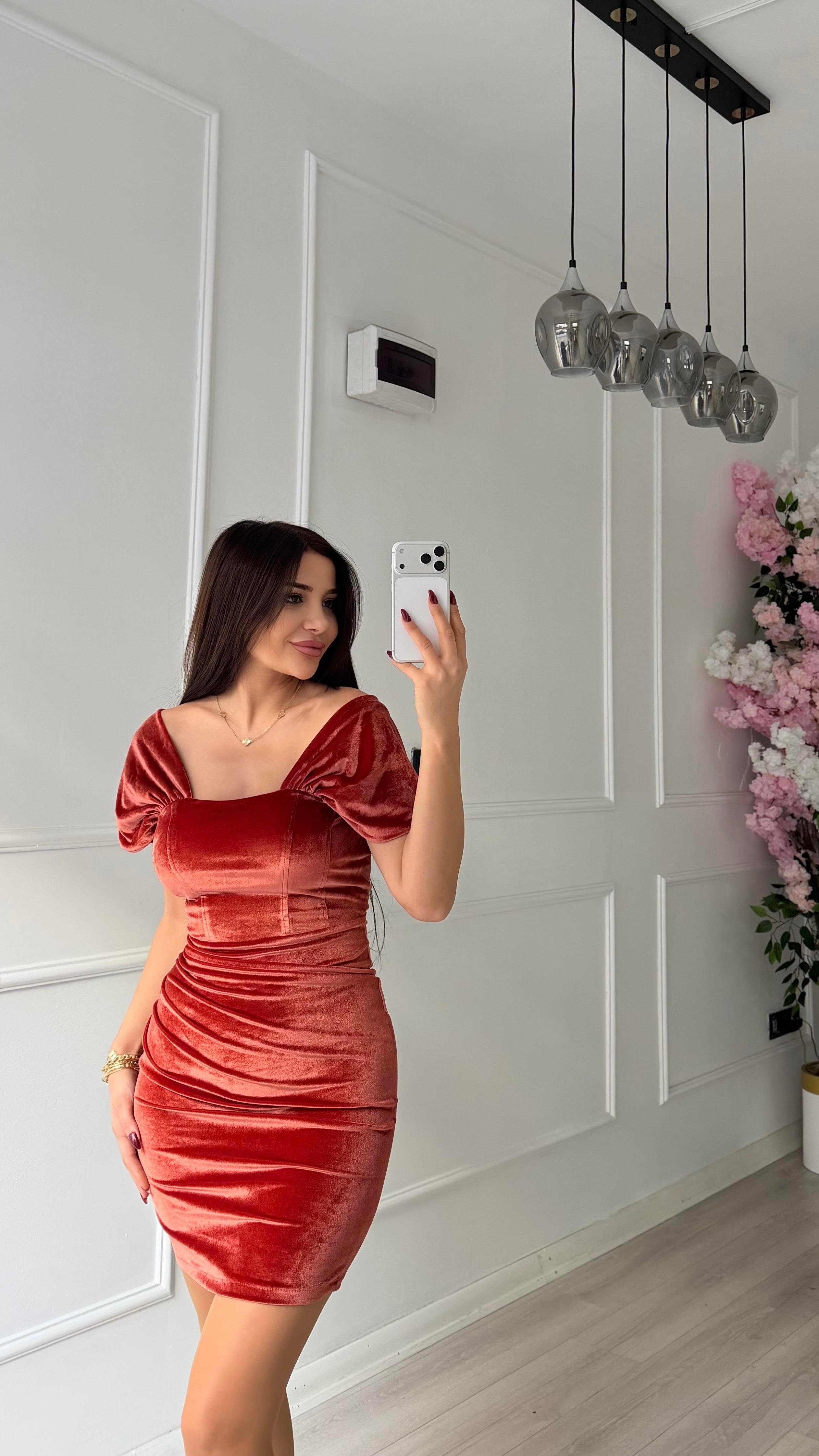 Turuncu Yanı Drape Detaylı Elbise