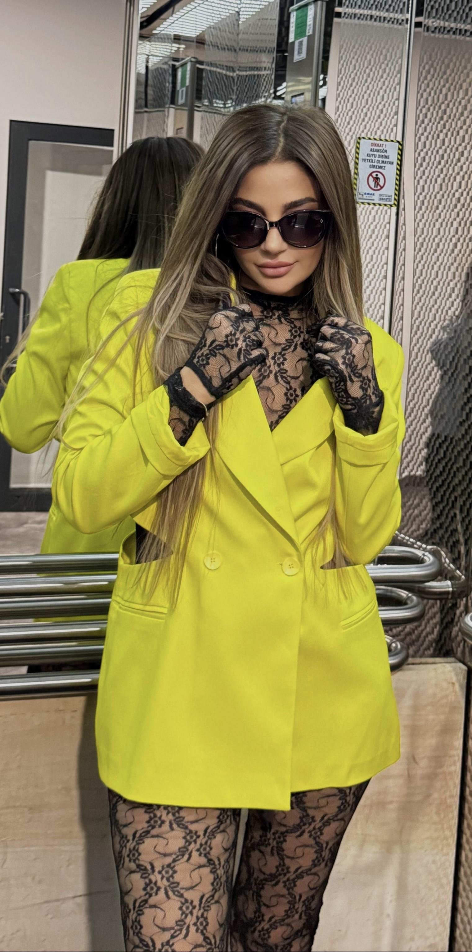 Yağ yeşili Cut-out detay Ceket