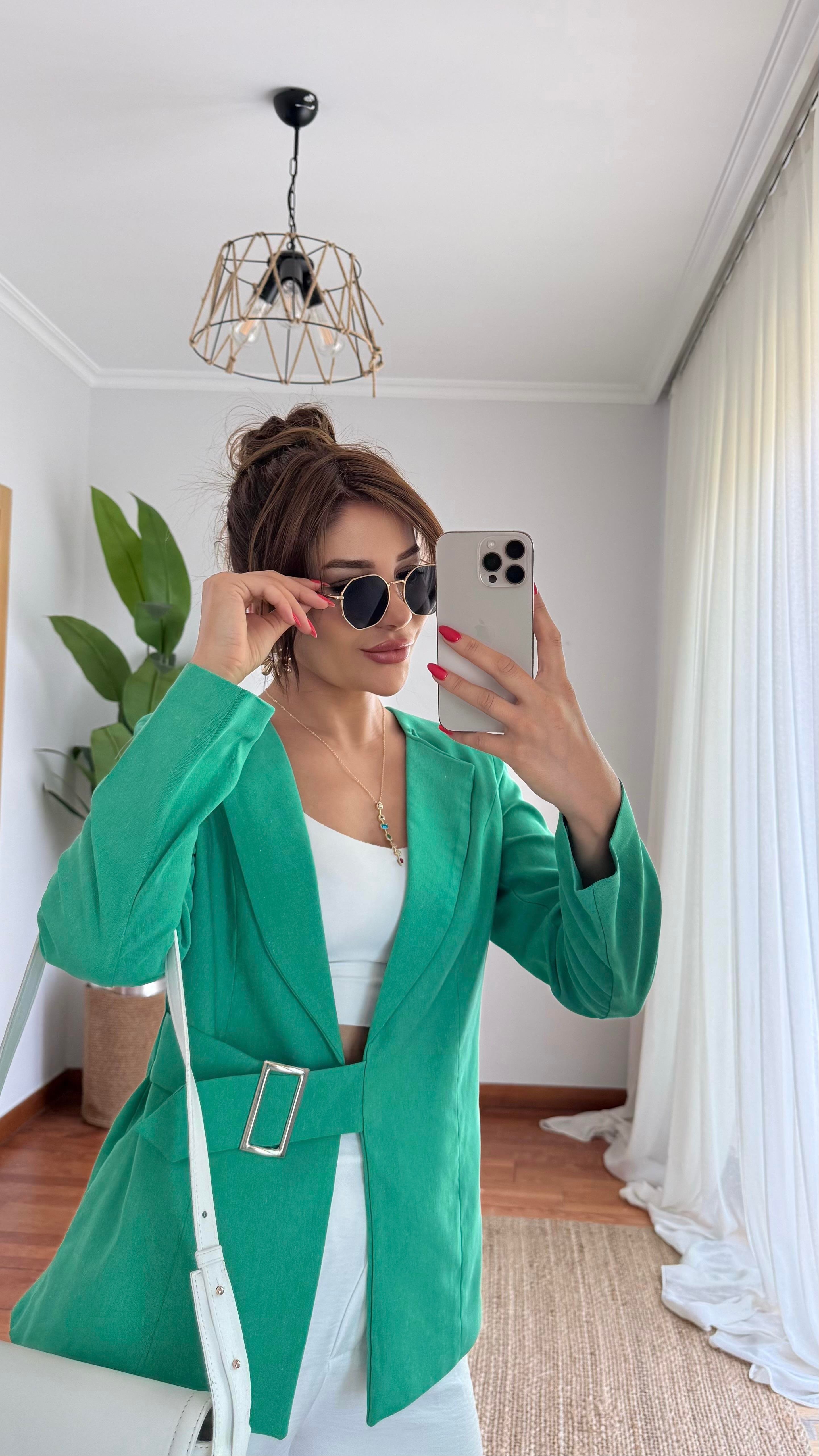 Yedek Askılı Beyaz Deri Omuz Çantası Kadınlar için Küçük Sığır Derisi Çapraz Askılı Çanta Moda Kapaklı Cüzdan Kadın Zarif El Çantası