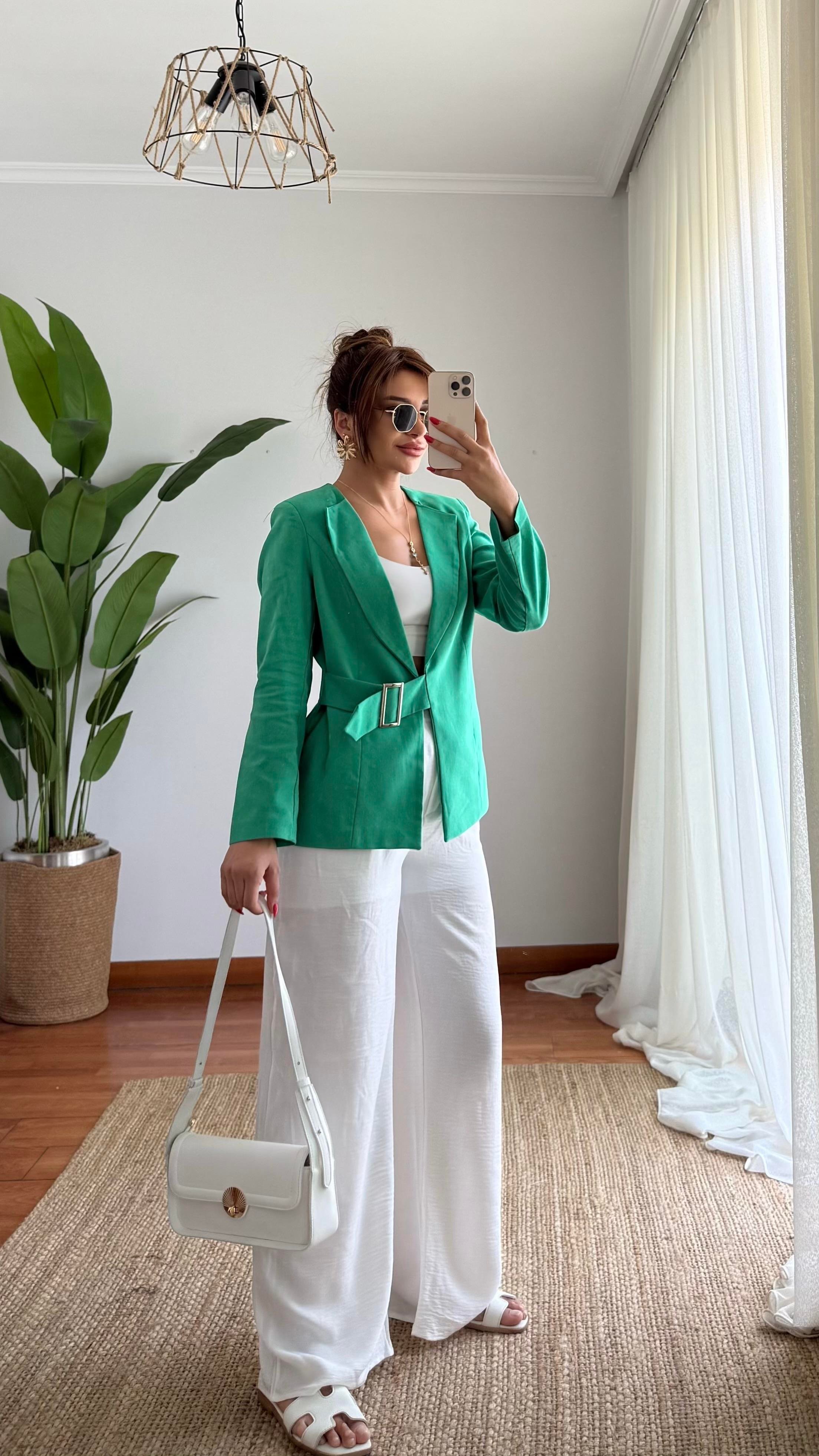 Yedek Askılı Beyaz Deri Omuz Çantası Kadınlar için Küçük Sığır Derisi Çapraz Askılı Çanta Moda Kapaklı Cüzdan Kadın Zarif El Çantası
