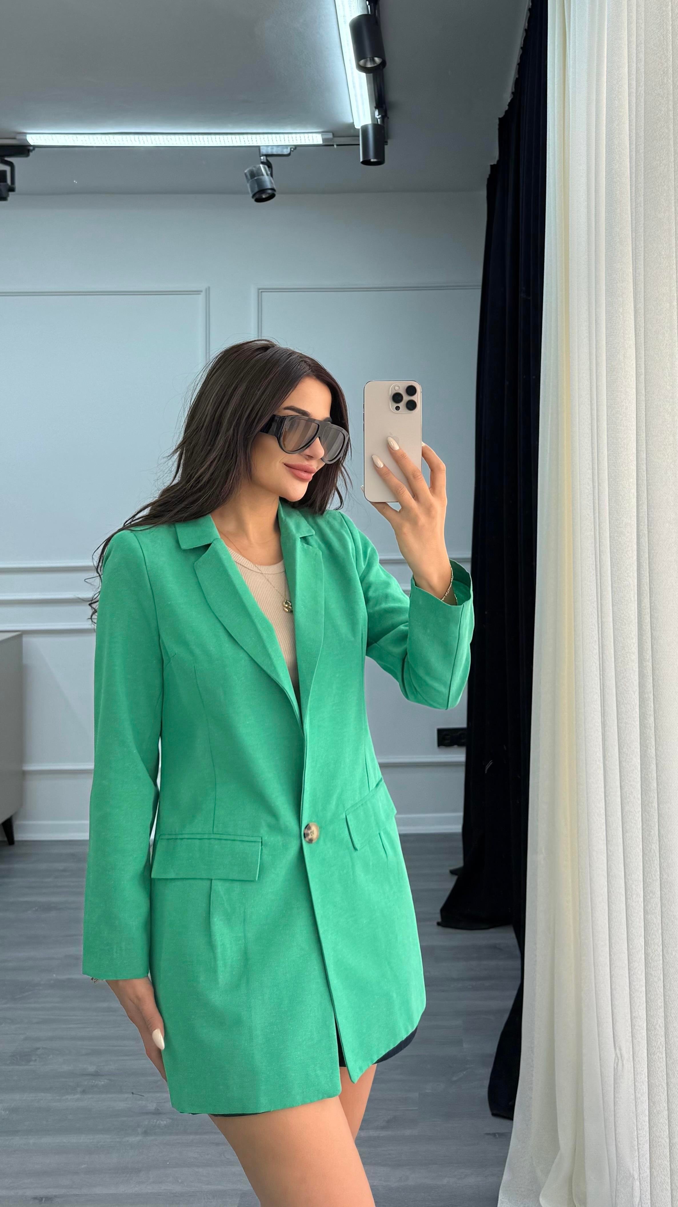 Yeşil Düğmeli Keten Blazer Ceket