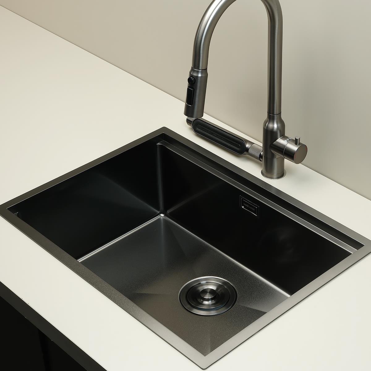 Allure El Yapımı PVD Eviye Seti 60x44 cm Siyah (Black)