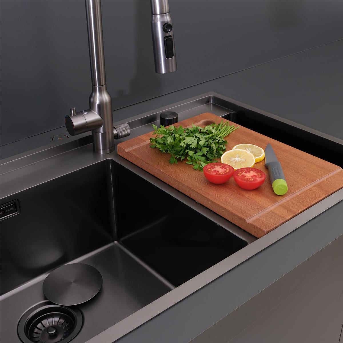 Giotto El Yapımı PVD Eviye Seti 86x51 cm Siyah (Black)