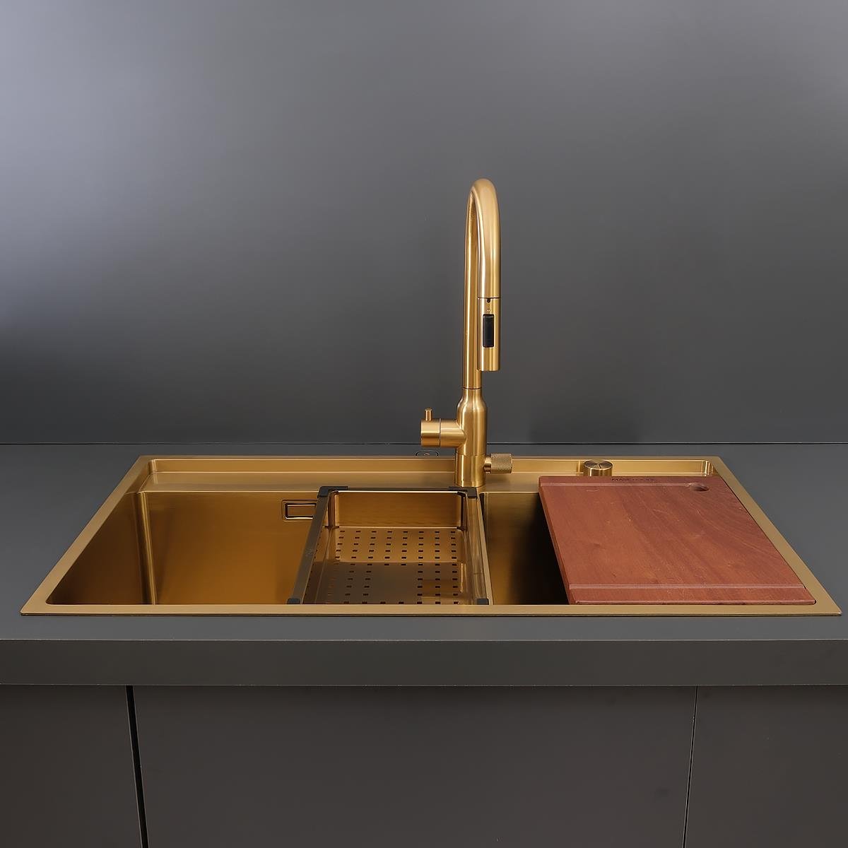 Giotto  El Yapımı PVD Eviye Seti 86x51 cm Altın (Gold)