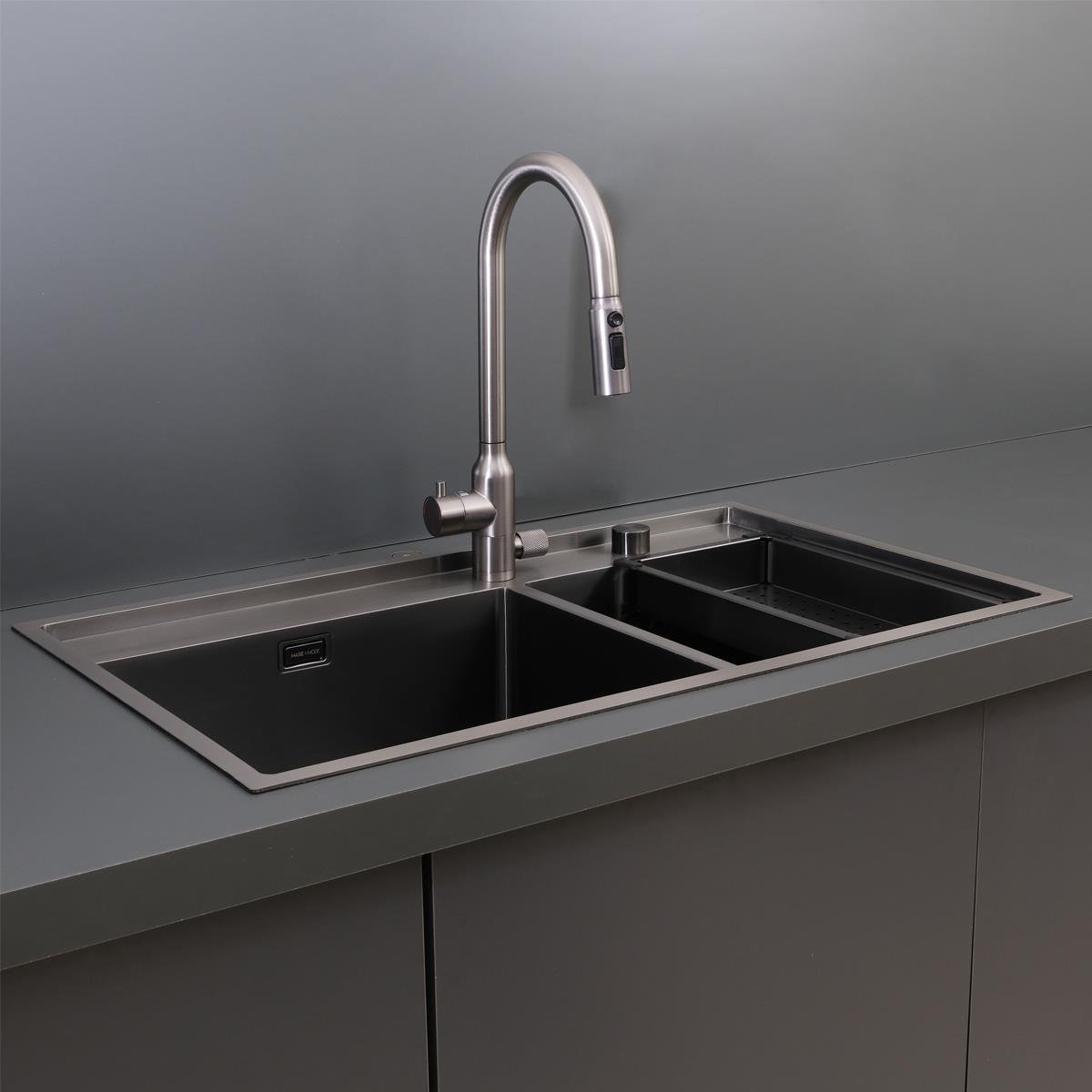 Giotto El Yapımı PVD Eviye Seti 86x51 cm Siyah (Black)
