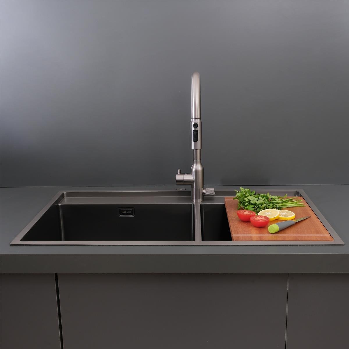 Giotto El Yapımı PVD Eviye Seti 86x51 cm Siyah (Black)