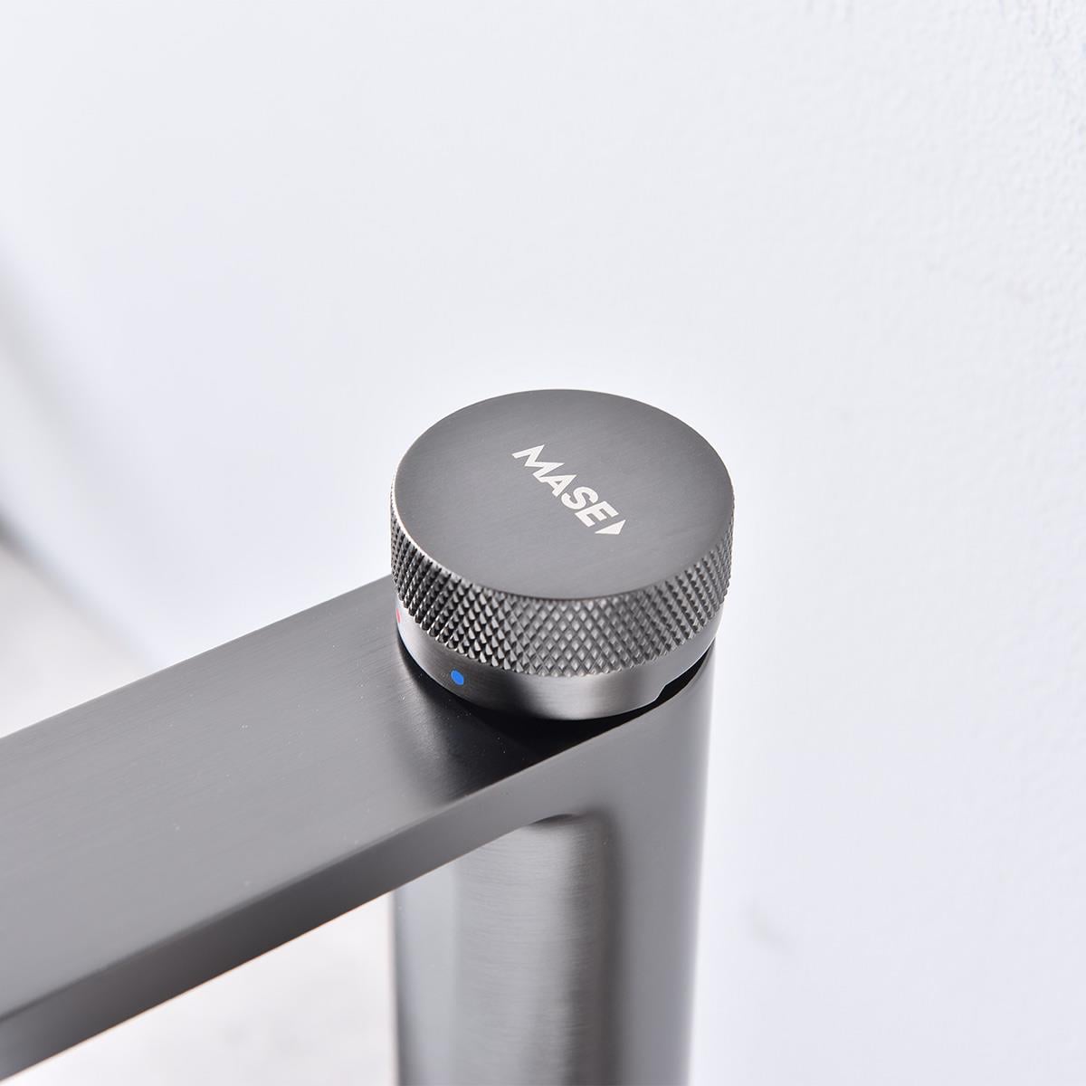 Mondrian XL Yüksek Lavabo Bataryası  Gun Metal